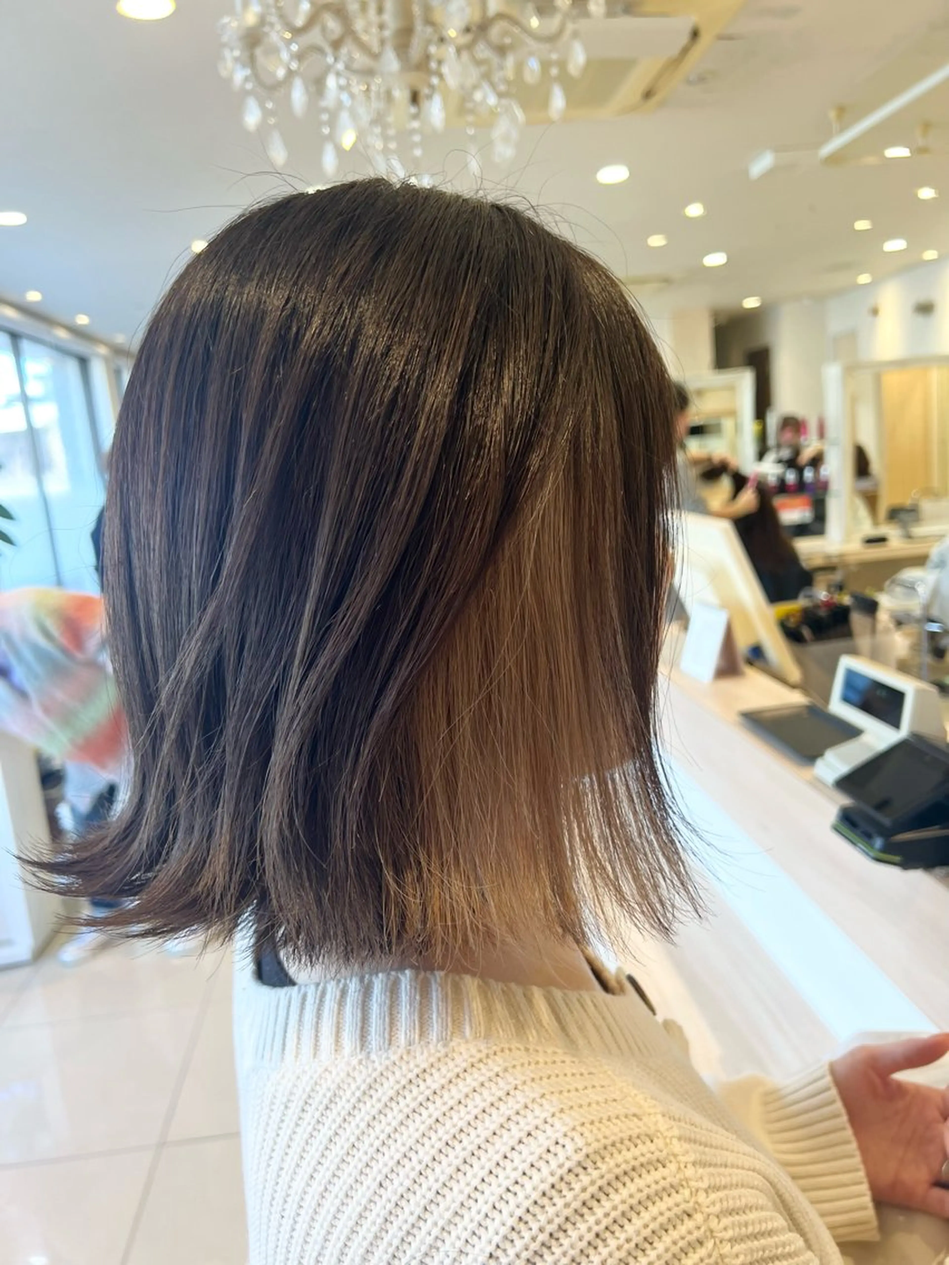 ミディアム カット ヘアカラー ✨髪質改善/レイヤー カット✨️塚本 千尋のヘアスタイル