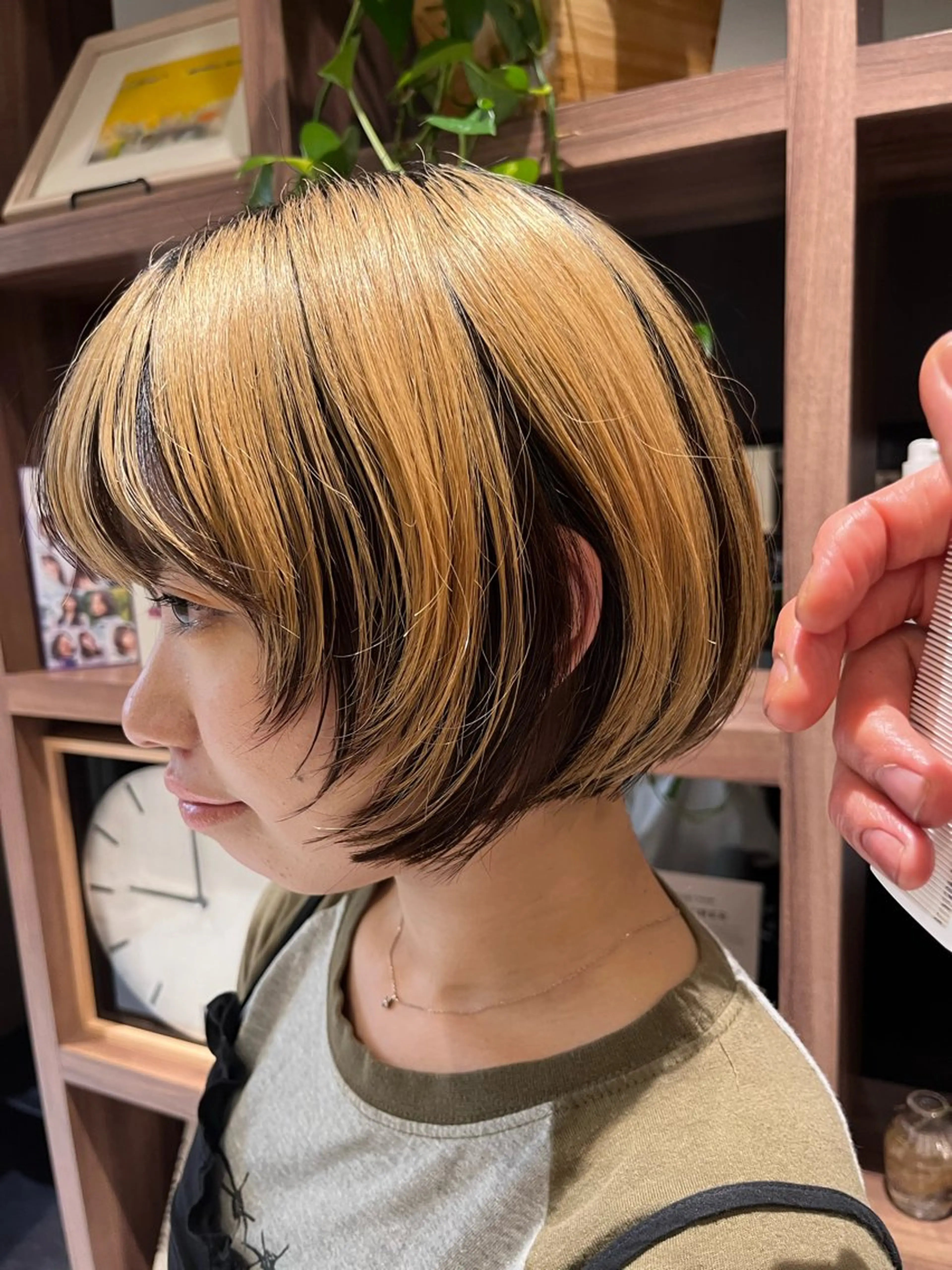 ショート ボブ 顔まわりレイヤー 顔周りカット レイヤーカット カット dogstar小林諒 パーマ/レイヤーのヘアスタイル