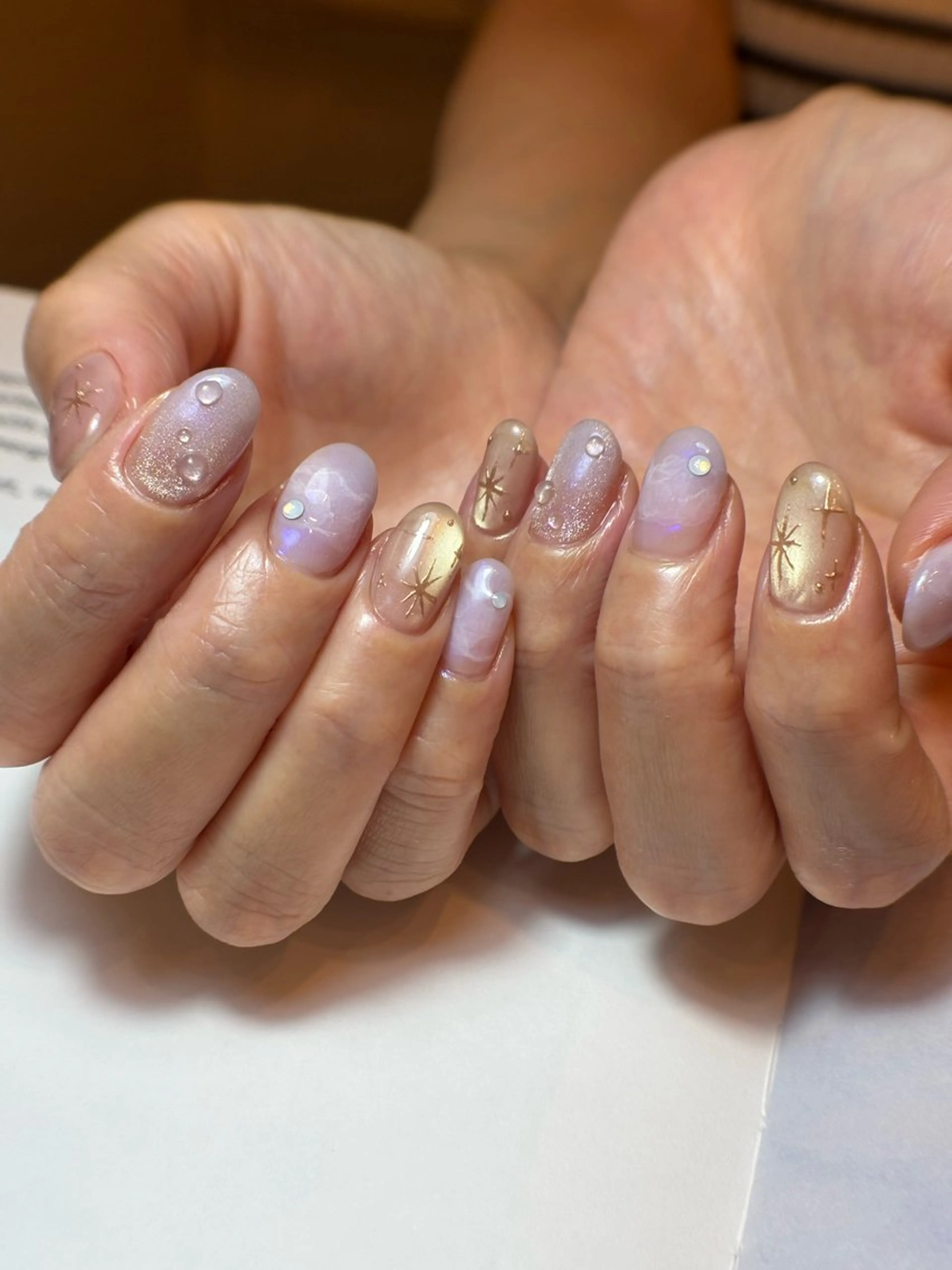 ネイル フットネイル ジェルネイル マグネットネイル ニュアンスネイル ワンカラーネイル illum hicariのネイルデザイン
