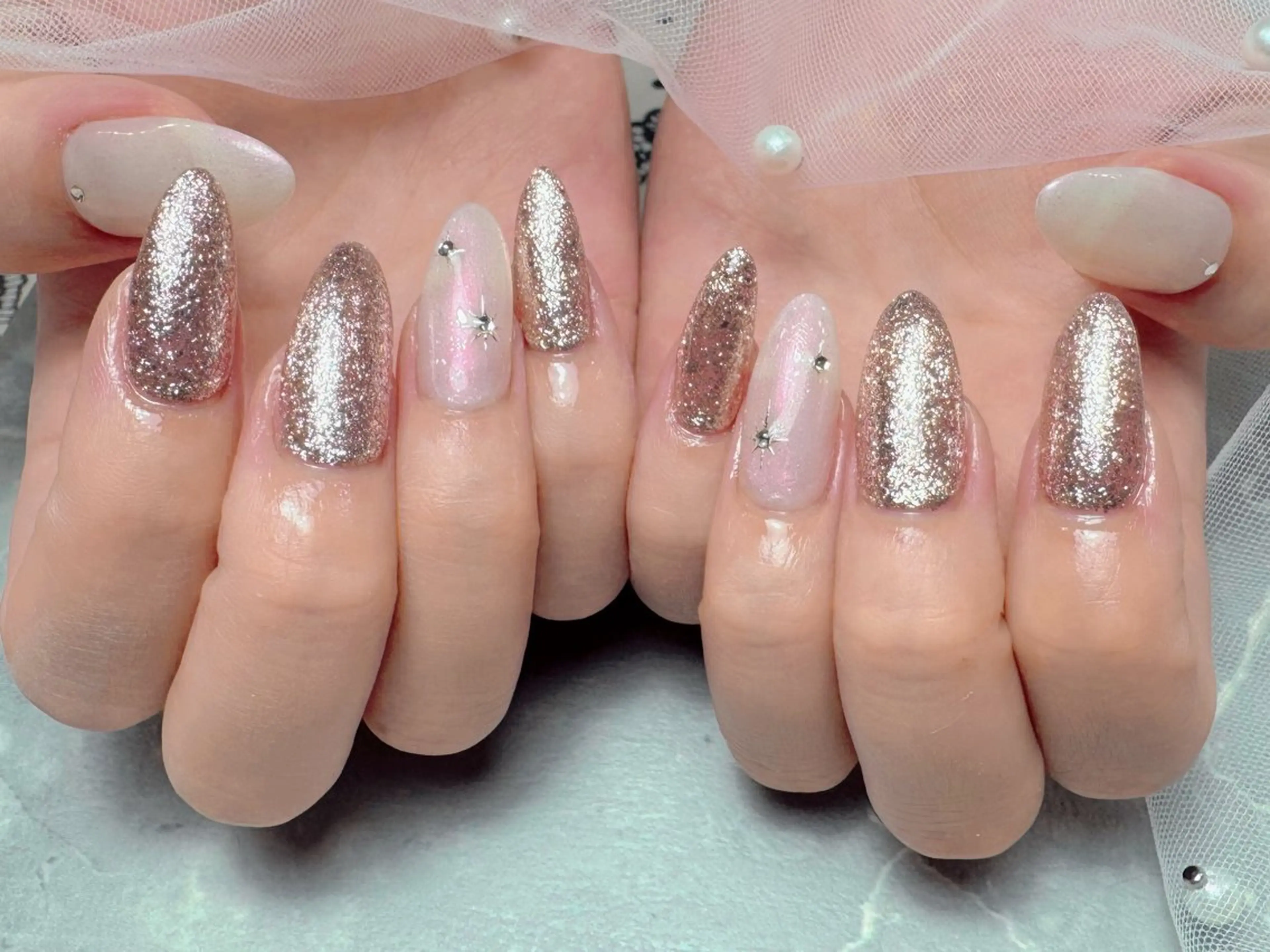 ネイル ハンドネイル マジック ミラーのネイルデザイン