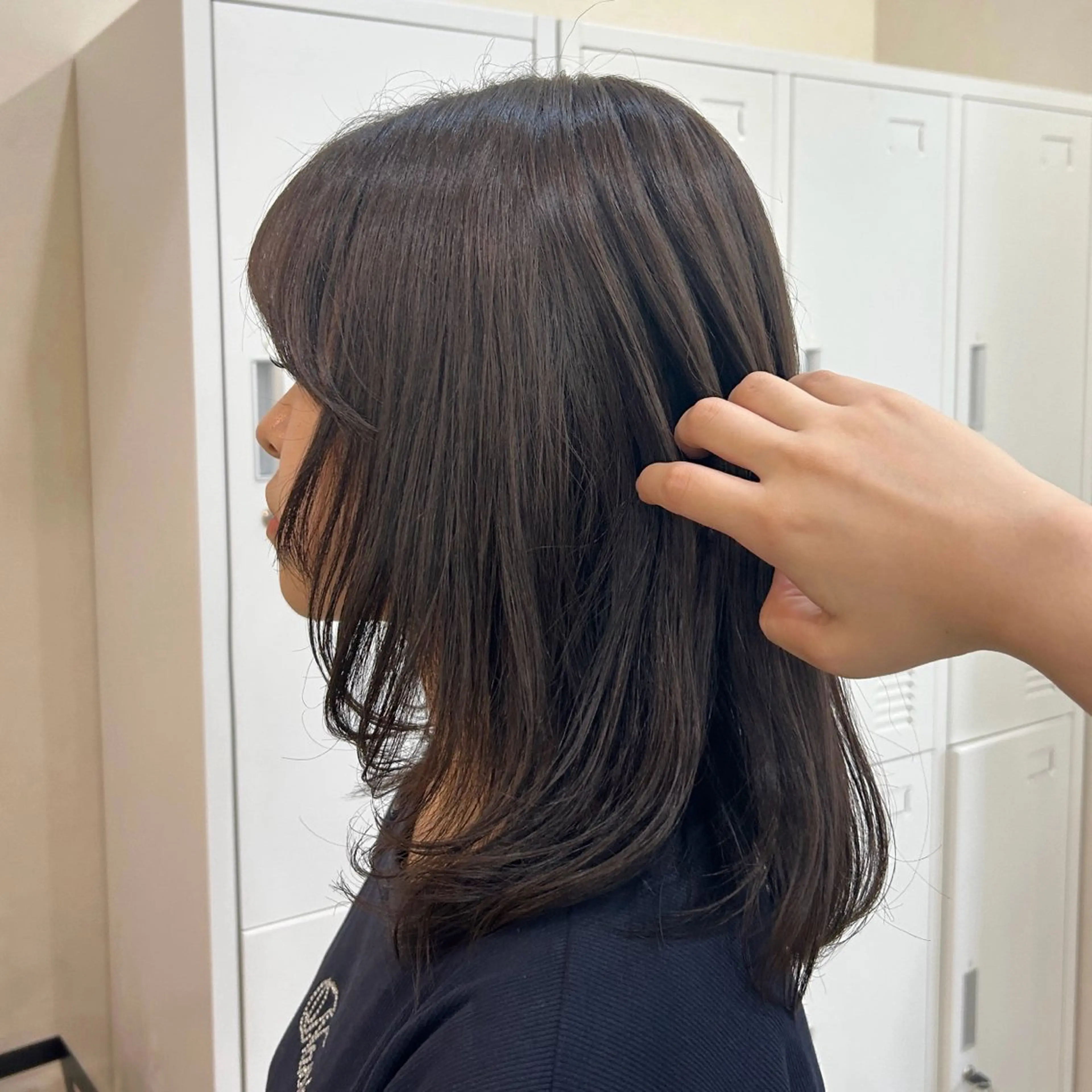 ミディアム レイヤーカット カット ヘアカラー トリートメント MIDORI🎀 透明感/ベージュのヘアスタイル