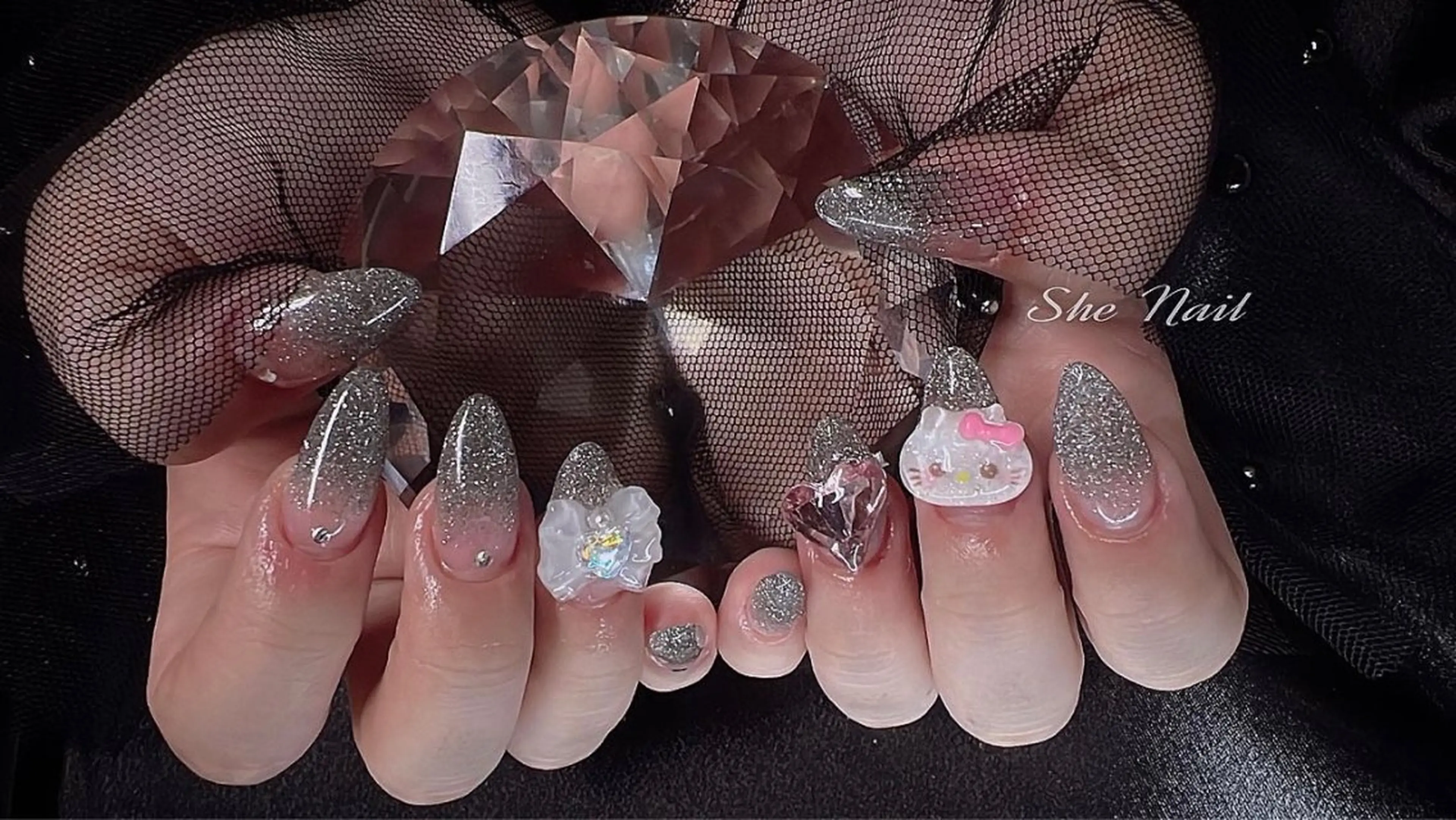 ネイル チークネイル 長さ出し フラッシュネイル フレンチネイル ガラスフレンチ She Nail所属・ISA_ BELLAのネイルデザイン