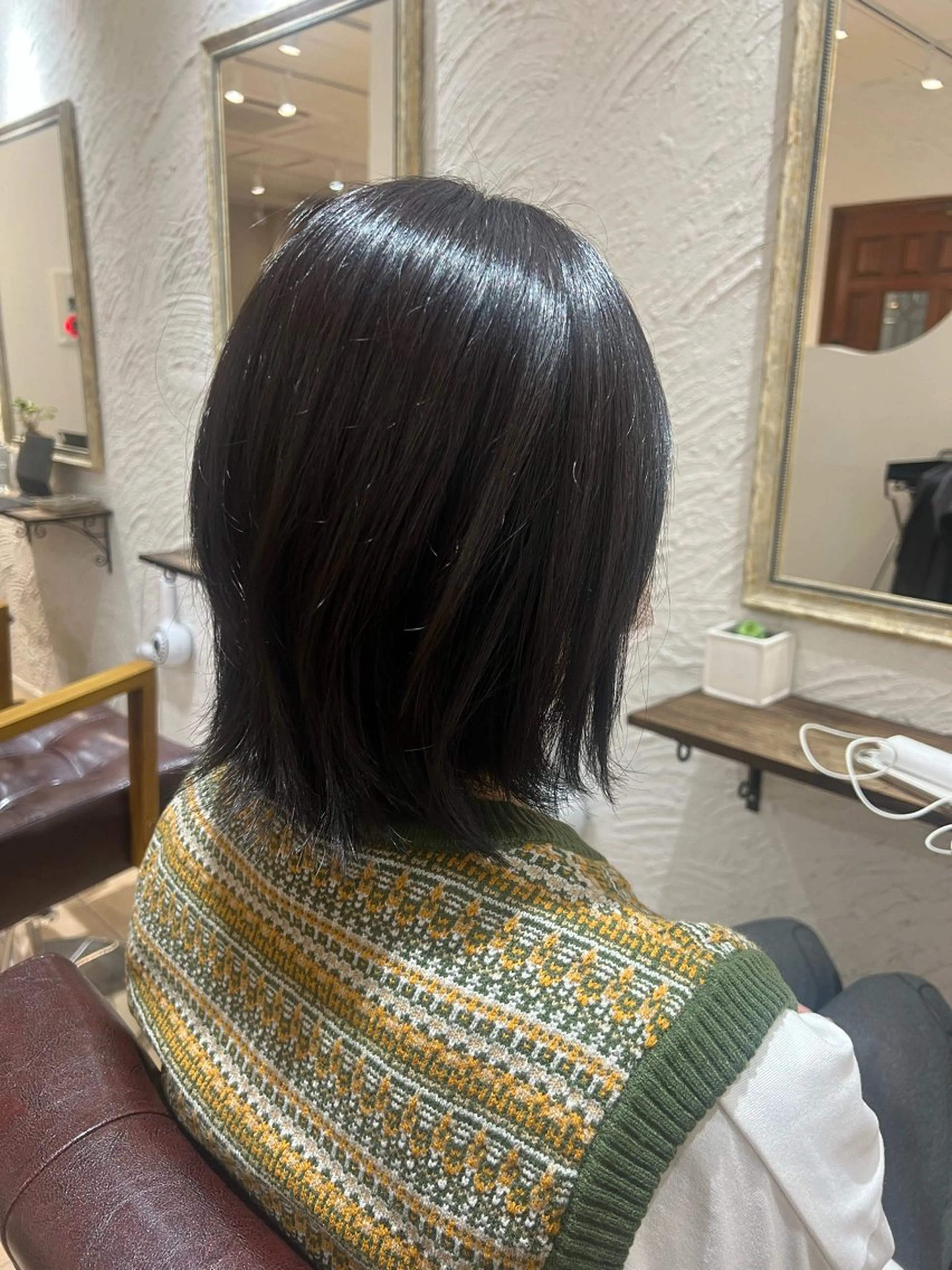 ミディアム カラー 🥀韓国ヘア🥀 宮津真菜のヘアスタイル