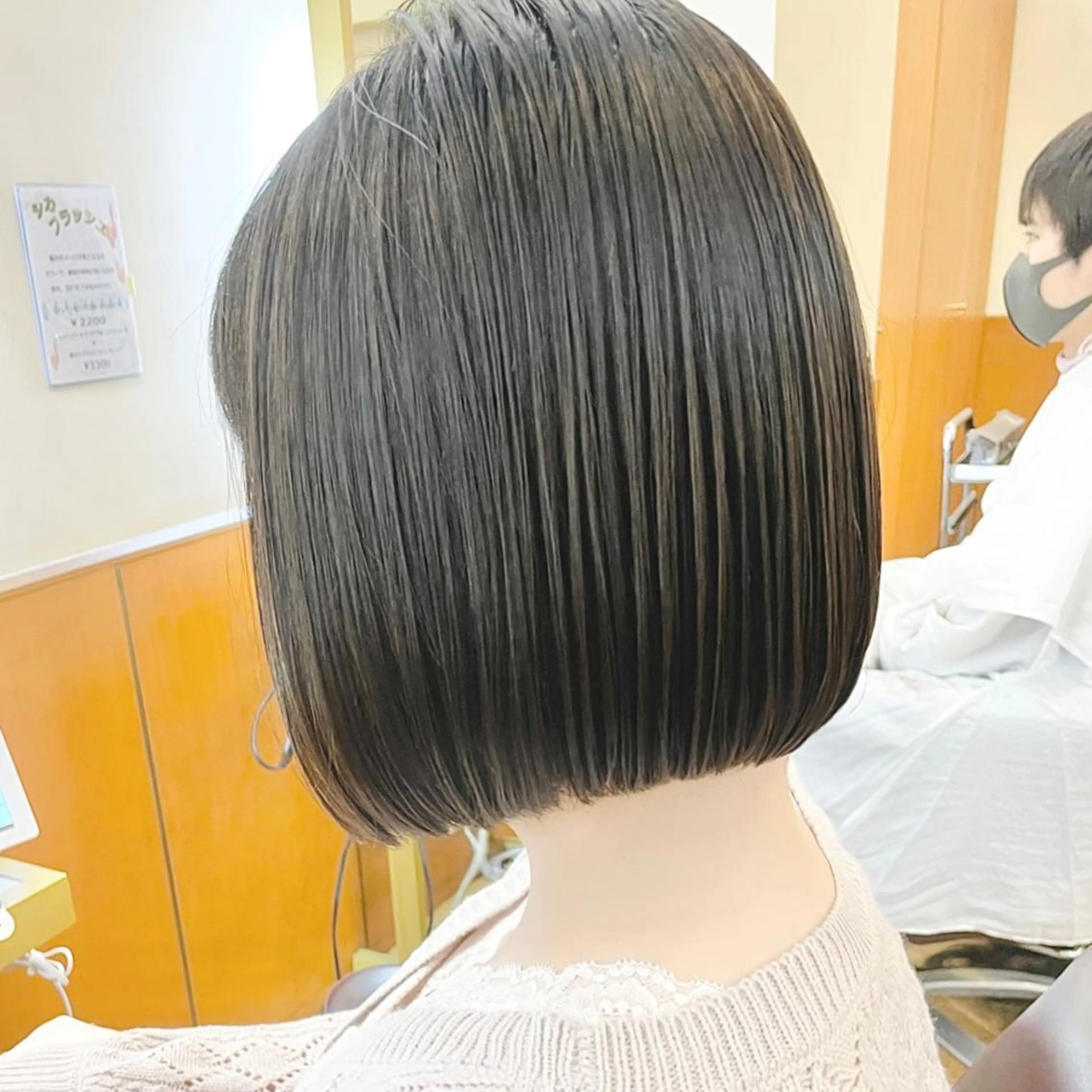 ミディアム カラー ヘアアレンジ キッズ 切りっぱなしボブ ブリーチ ダブルカラー グレージュ ボブ カット ヘアカラー トリートメント さわ きょうすけ/ ボブ髪質改善ショートのヘアスタイル