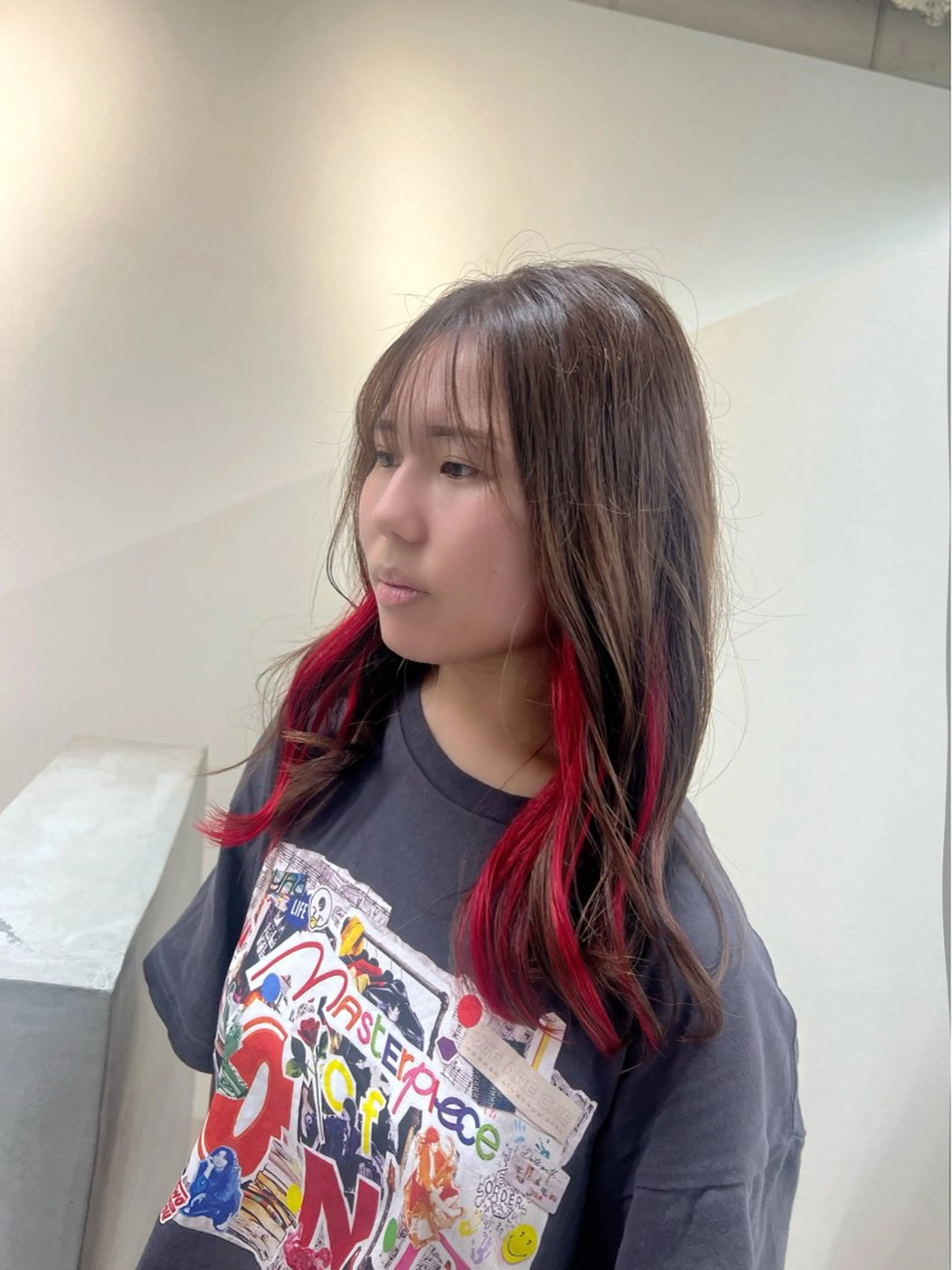 セミロング カラー メンズ レイヤー ウルフ 弓木啓輔のヘアスタイル