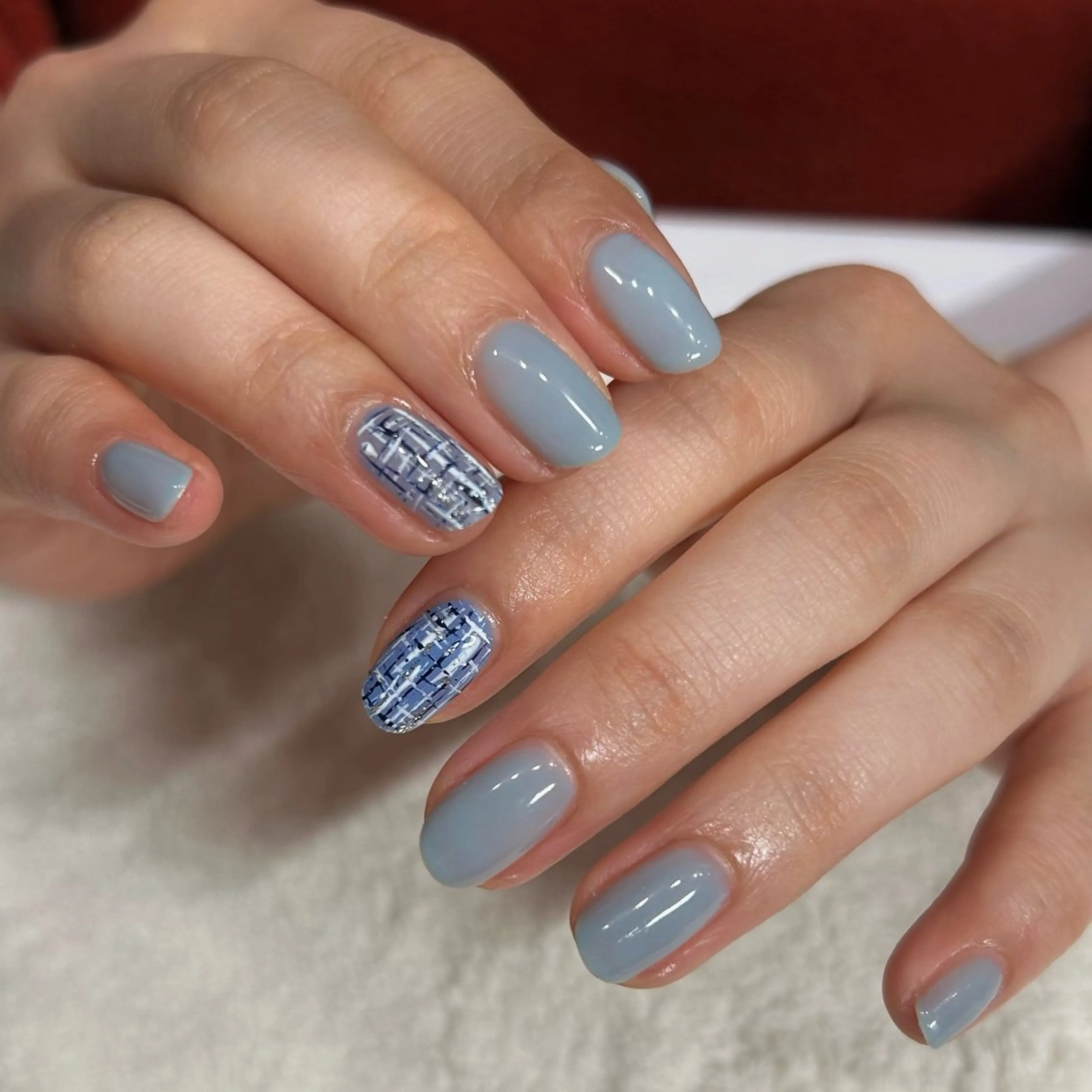 ネイル シンプルネイル ツイードネイル 冬ネイル ショコラ 【hachi🌿】のネイルデザイン