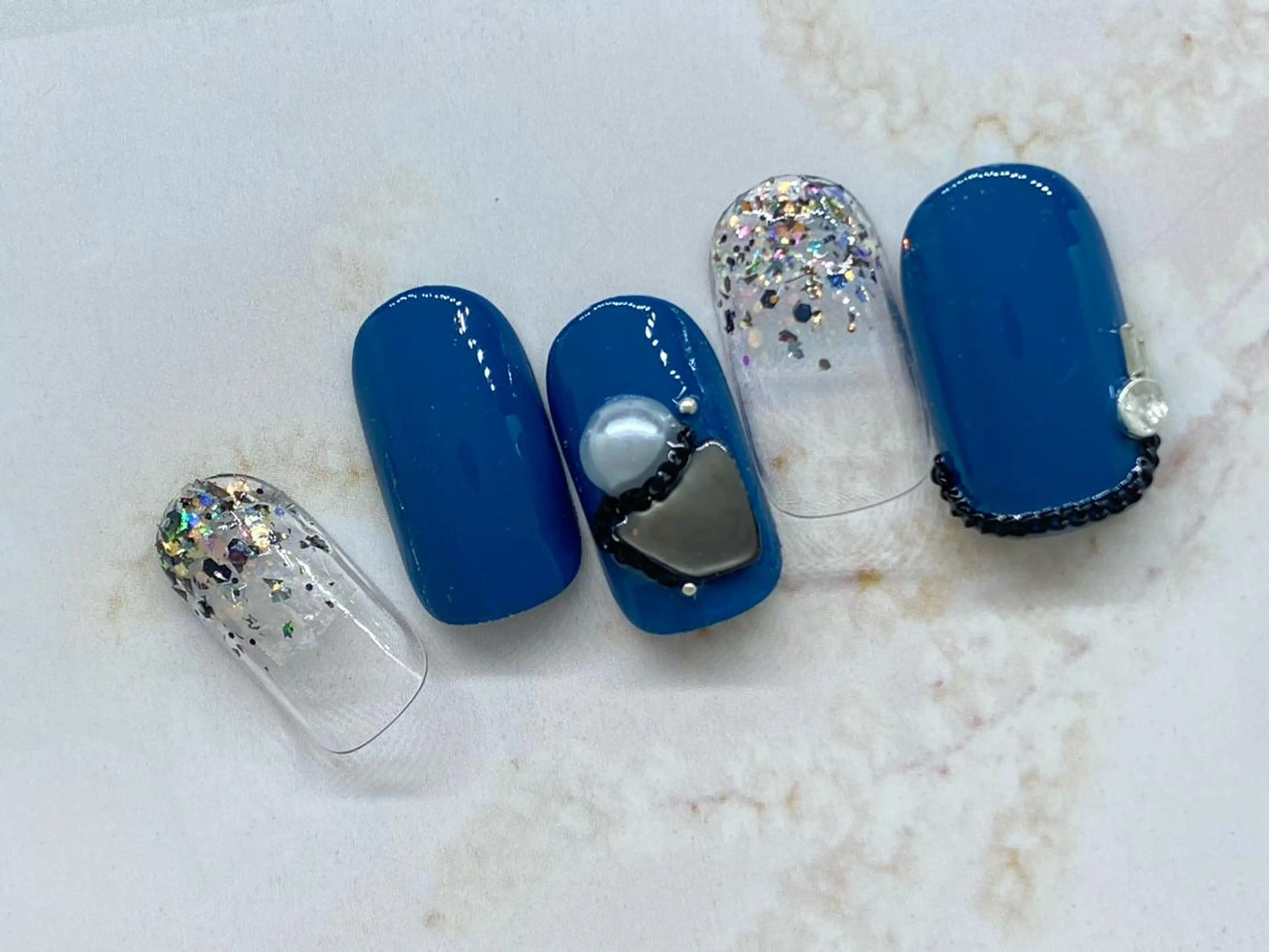 カラー MOMO nailのネイルデザイン