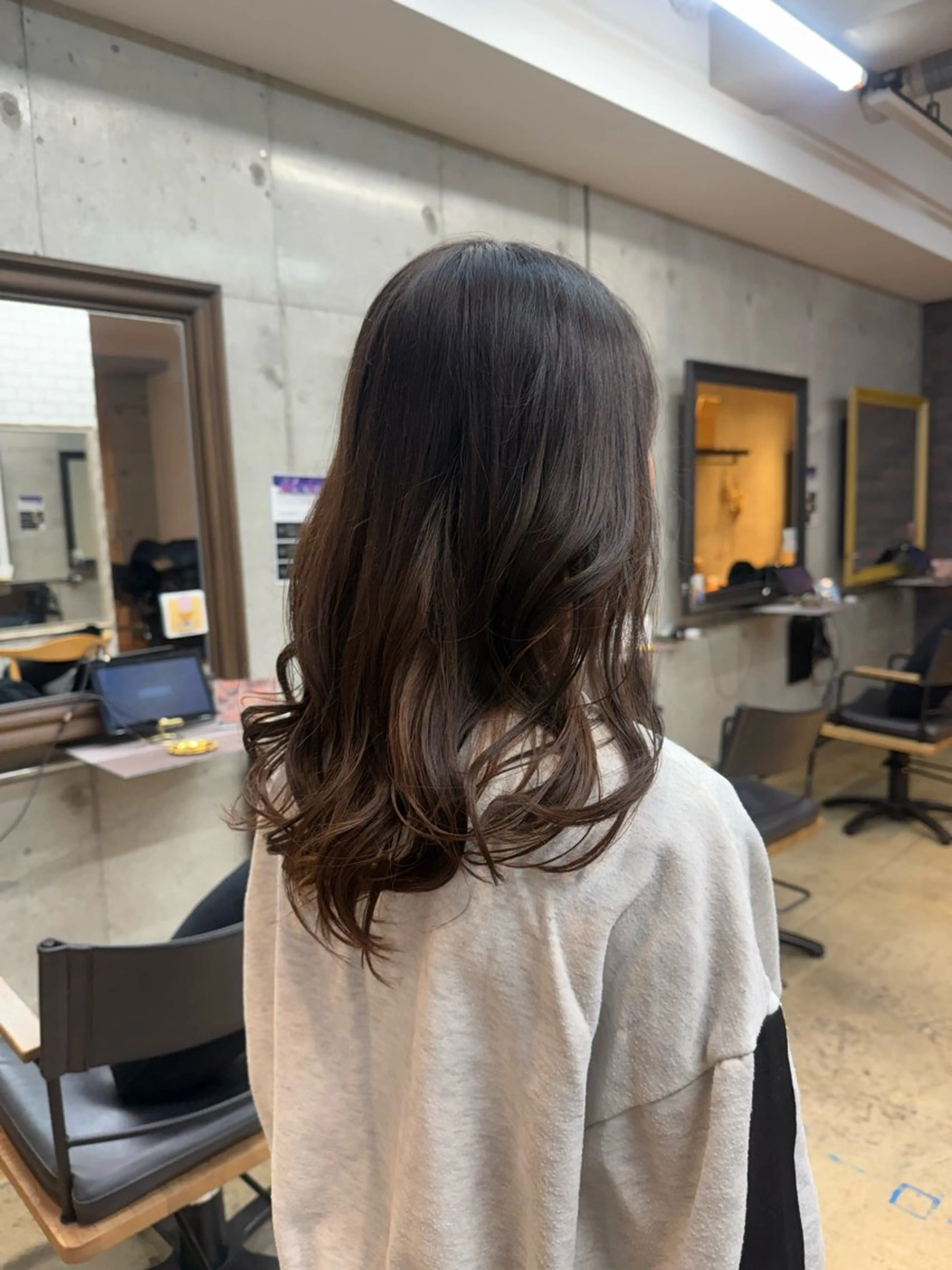 セミロング キッズ 栗原 莉玖のヘアスタイル