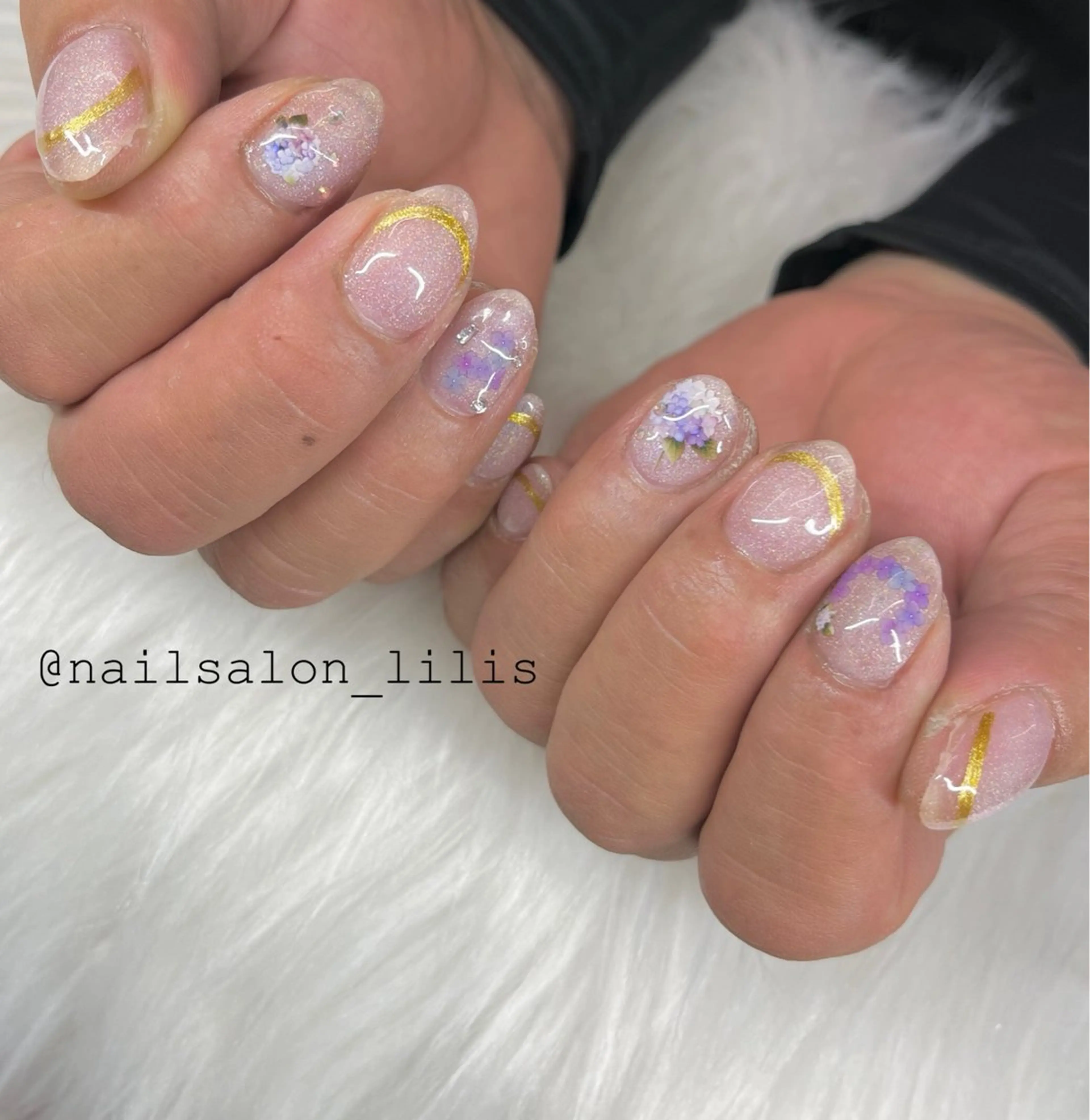 ネイル ハンドネイル nailsalon Lilisのネイルデザイン