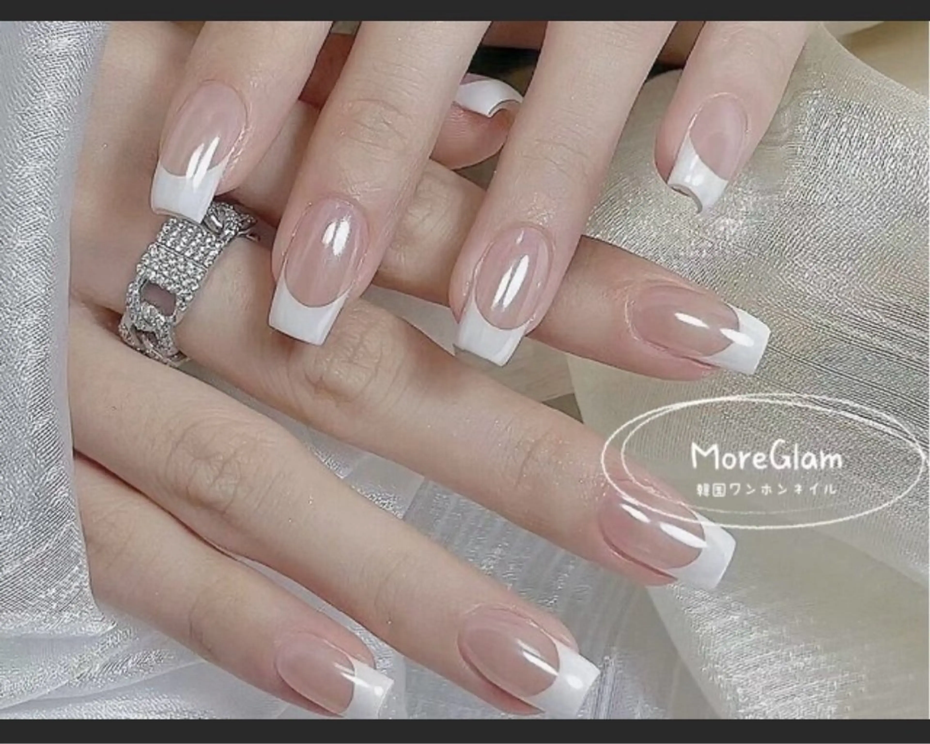 カラーグラテーション/フレンチネイル王道＊斜め*ライン変形6580の写真