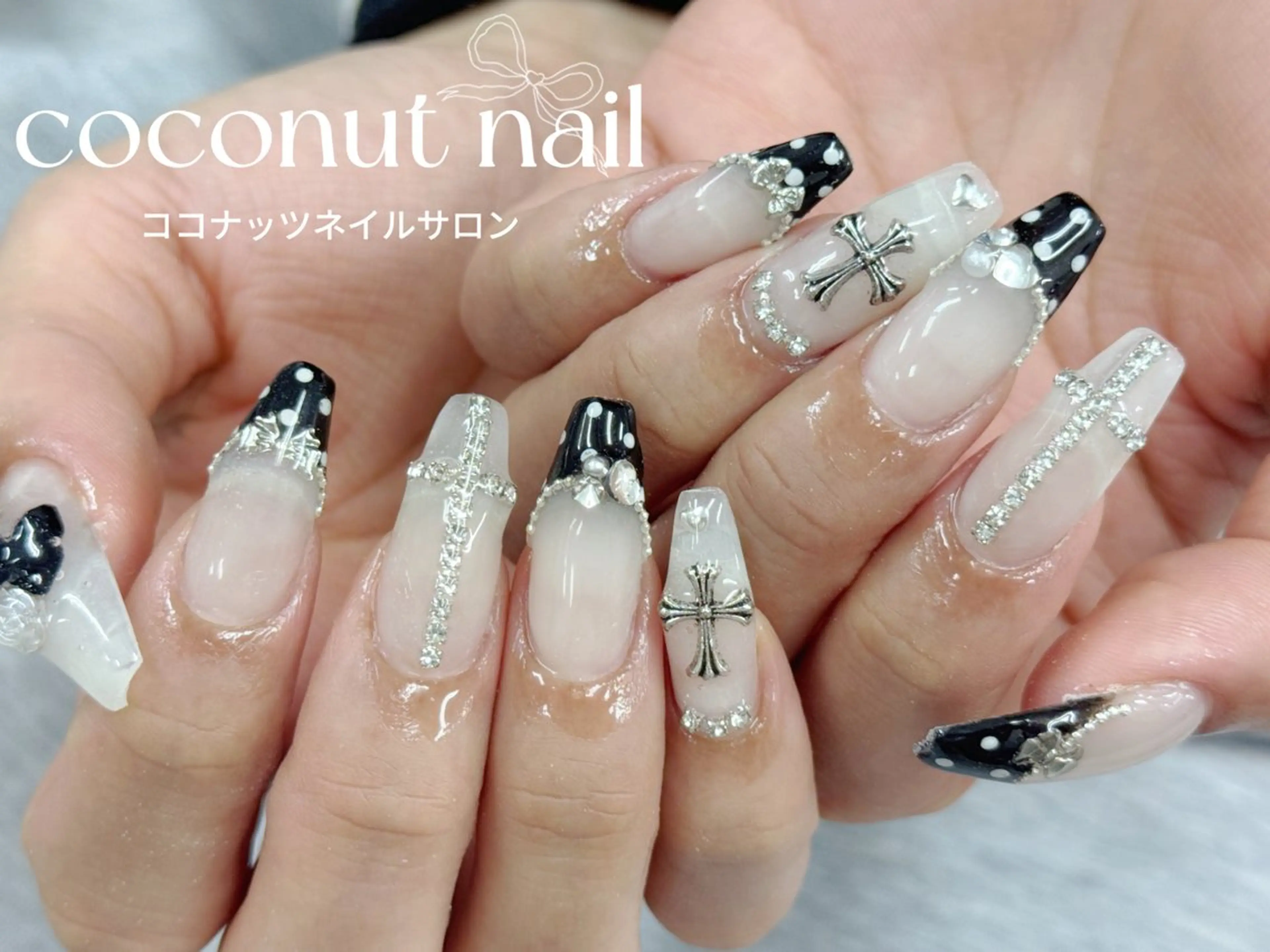 ネイル べっ甲ネイル フレンチネイル キラキラネイル マグネットネイル 大理石ネイル(マーブル) ハンドネイル 神田 ココナッツのネイルデザイン