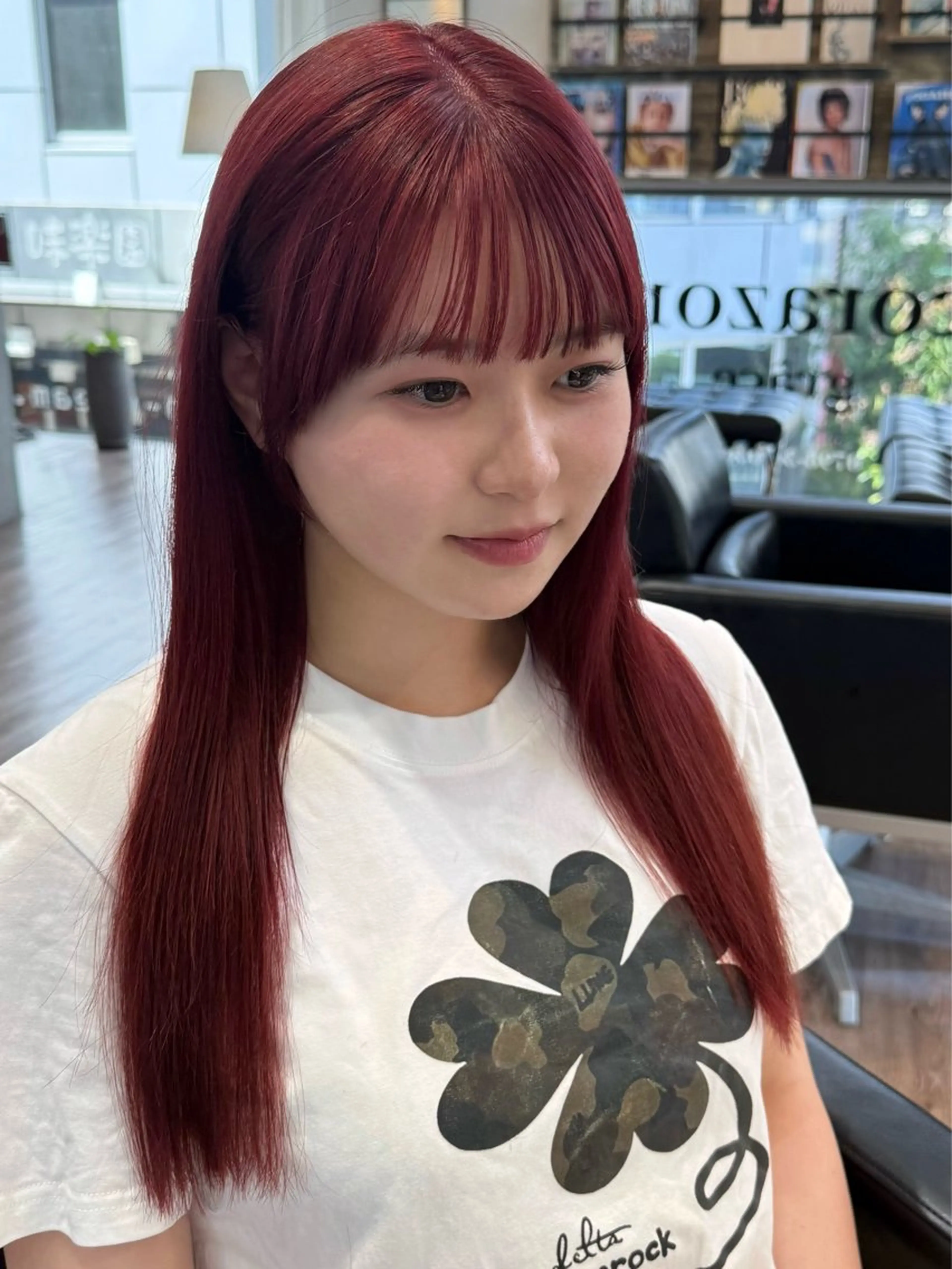 ロング カラー Minami Yuiのヘアスタイル