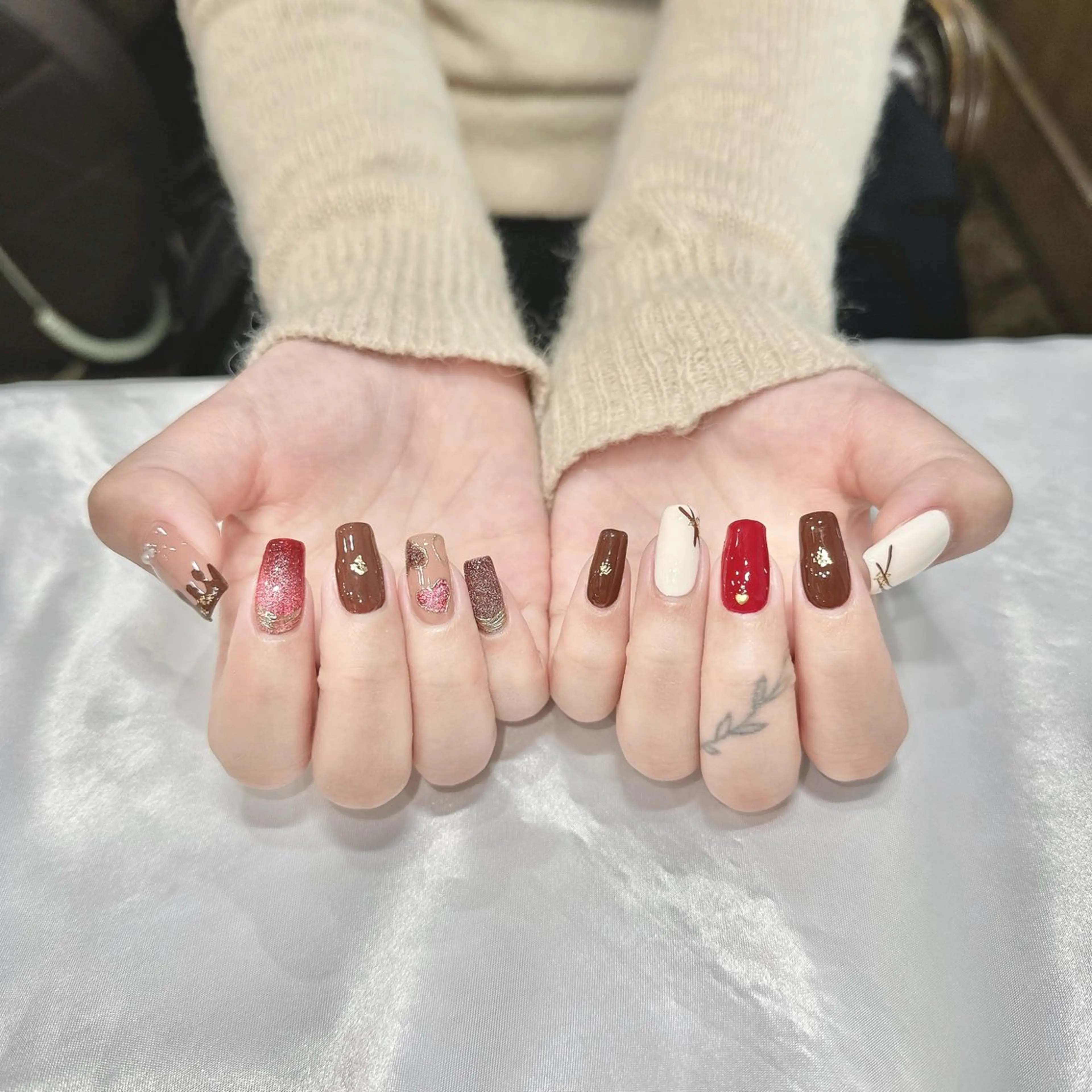 ネイル 持ち込み éclat エクラのネイルデザイン