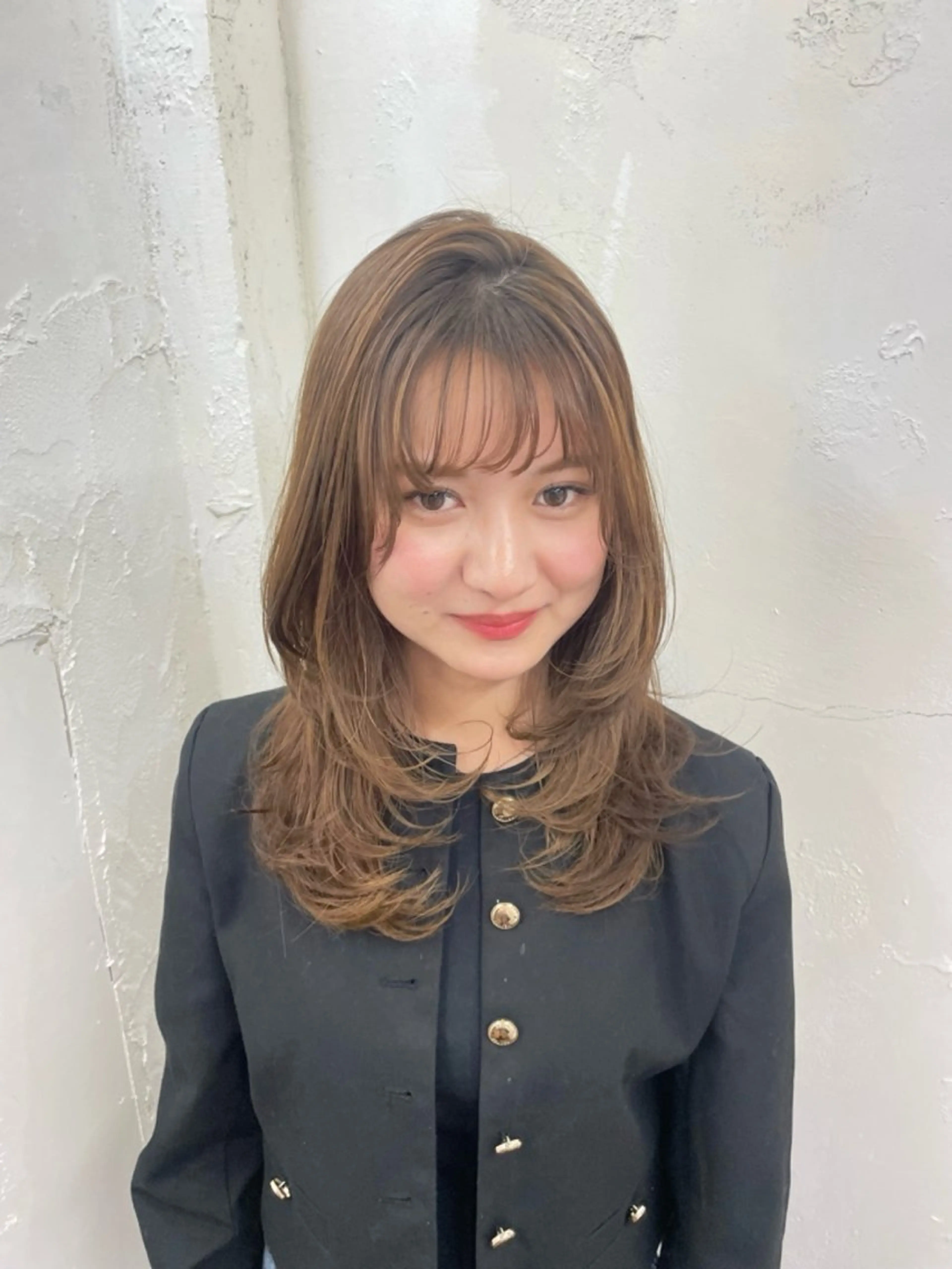 セミロング レイヤーカット 𝙃𝘼𝙍𝙐🎀 韓国×エクステのヘアスタイル