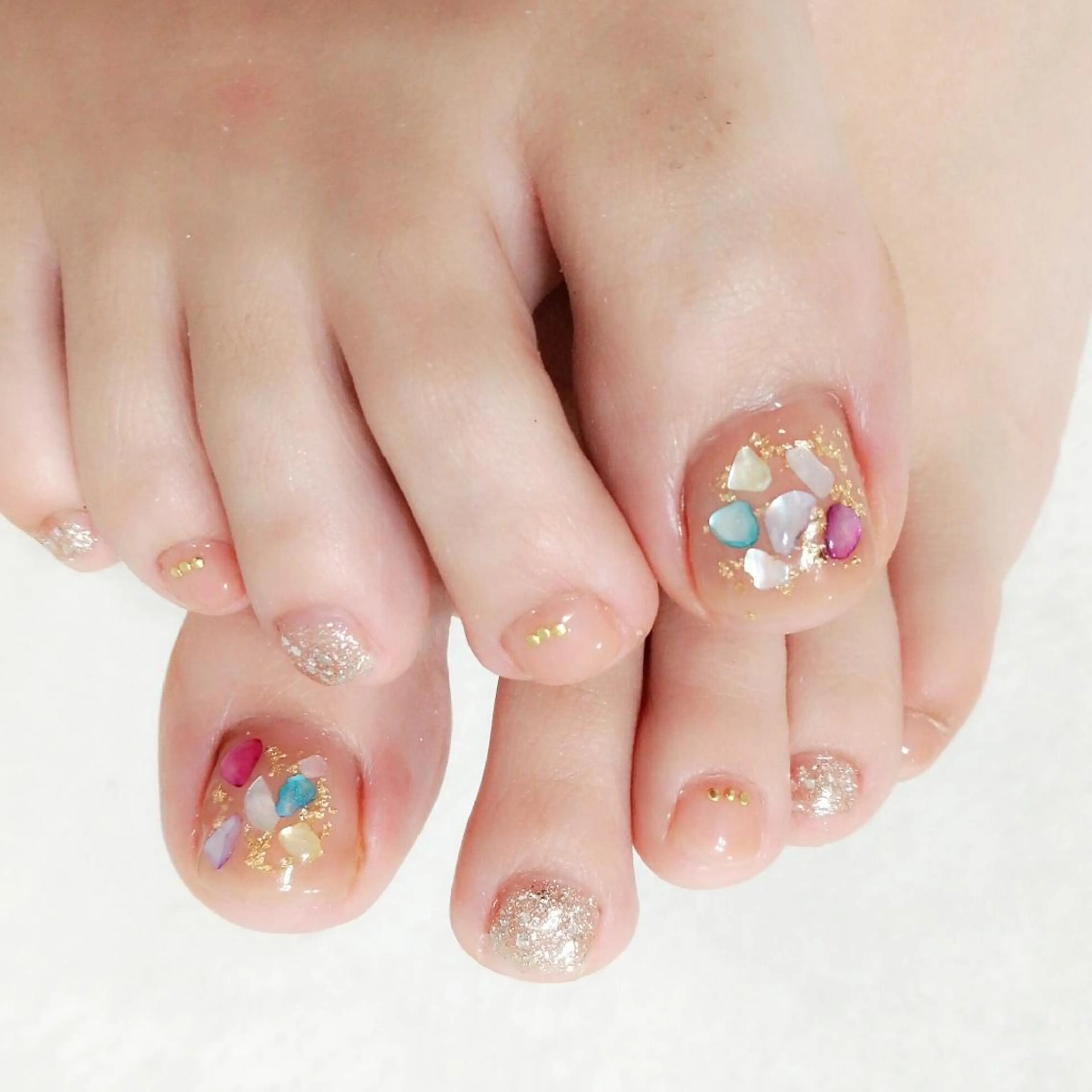 ネイル VIOLUS 関目のネイルデザイン