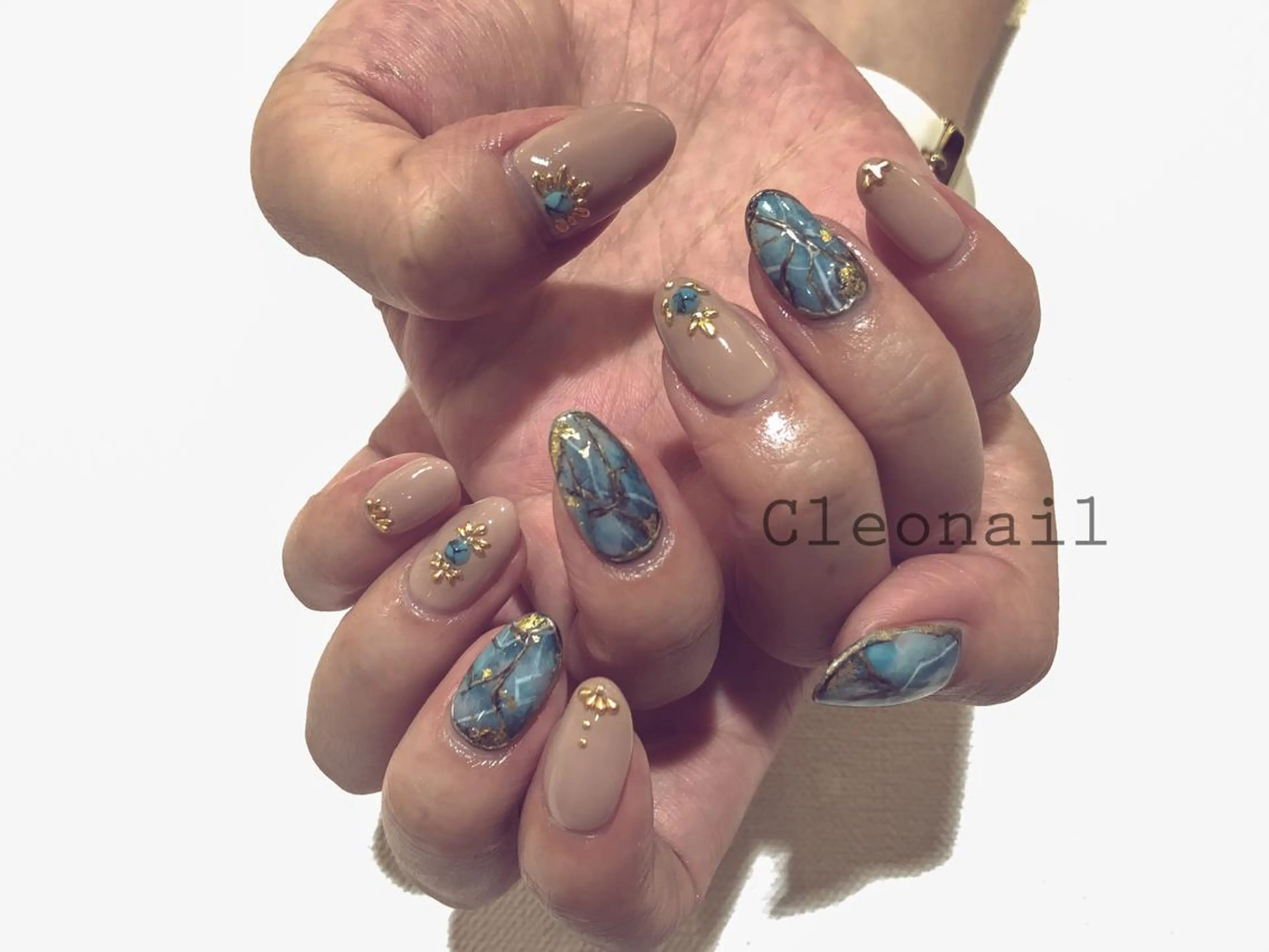 ネイル 🩵 Shizuhoのネイルデザイン