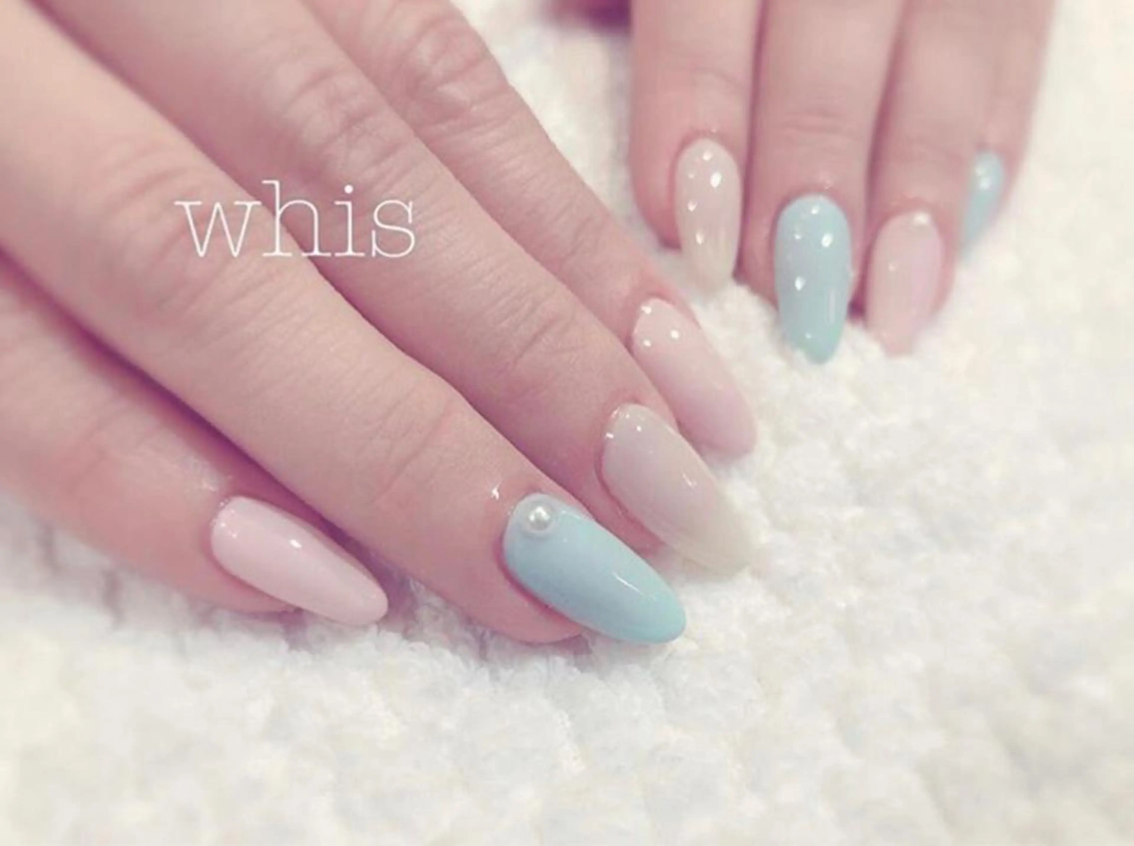 ネイル ストーンネイル ハンドネイル 鈴木 優菜のネイルデザイン