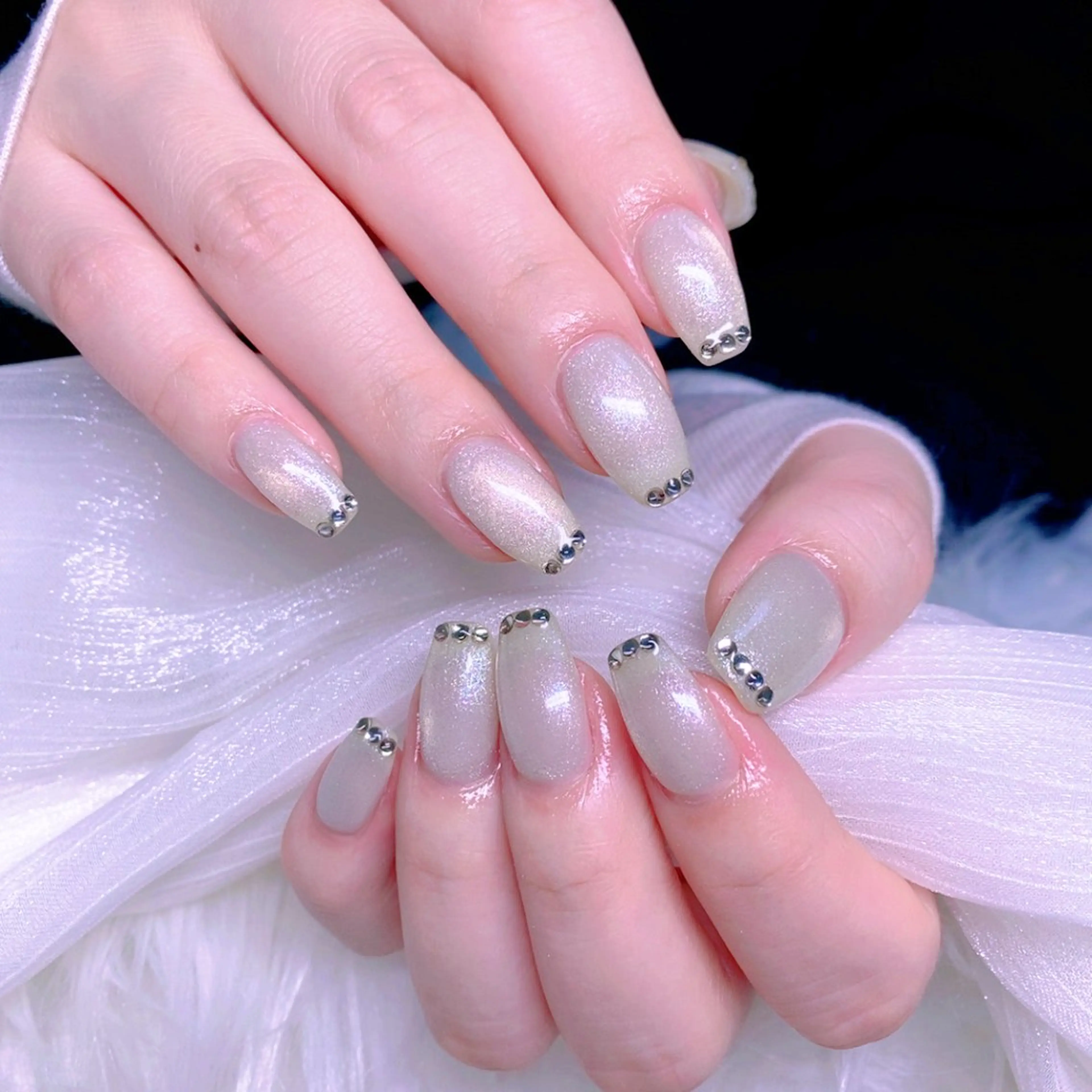 ネイル マグネットネイル ニュアンスネイル スクエアネイル 冬ネイル ハンドネイル Nail Yunaのネイルデザイン