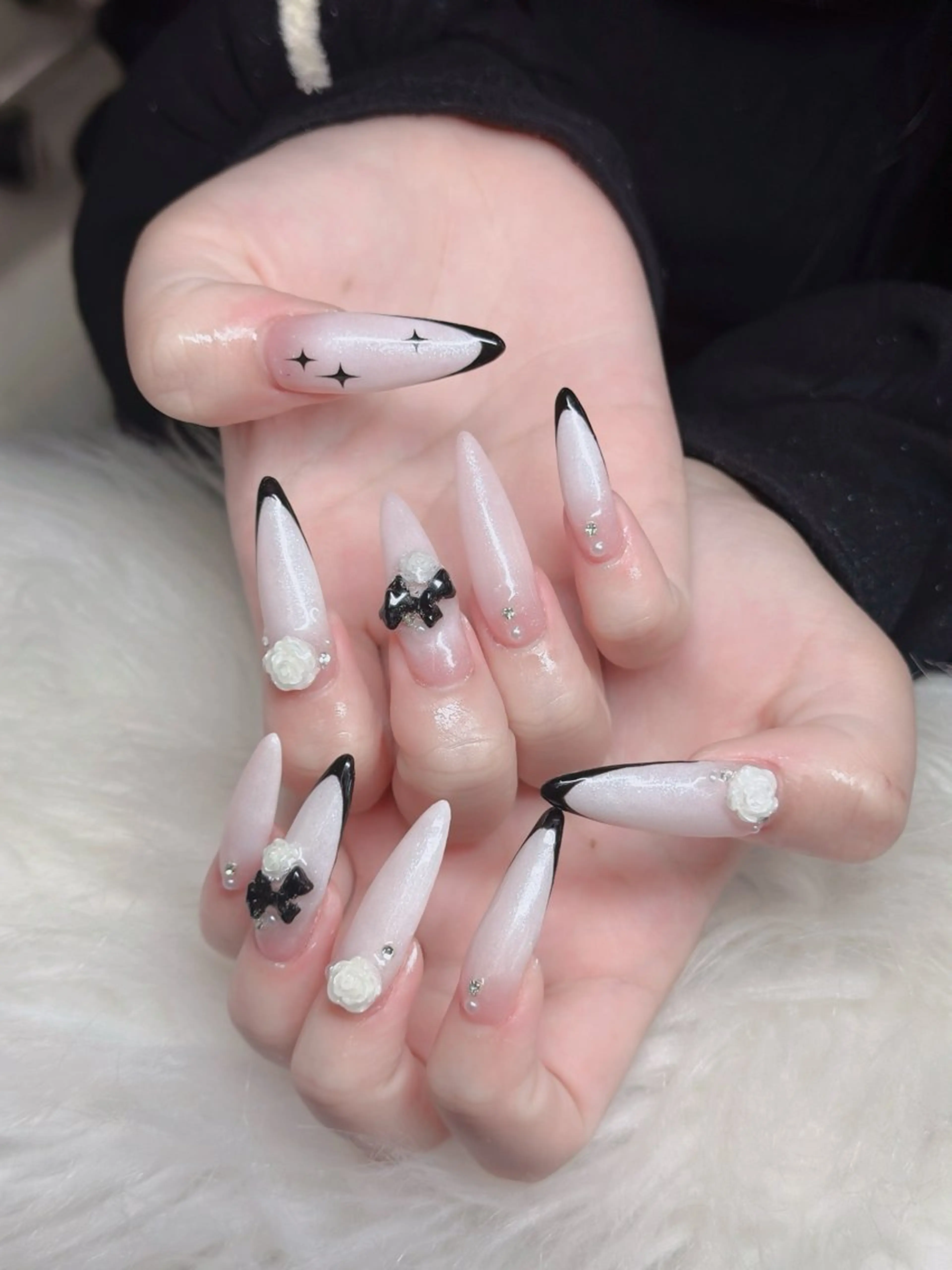 ネイル アートネイル フレンチネイル ジェルネイル 韓国ネイル マグネットネイル ハンドネイル Lenie Nail Okuboのネイルデザイン