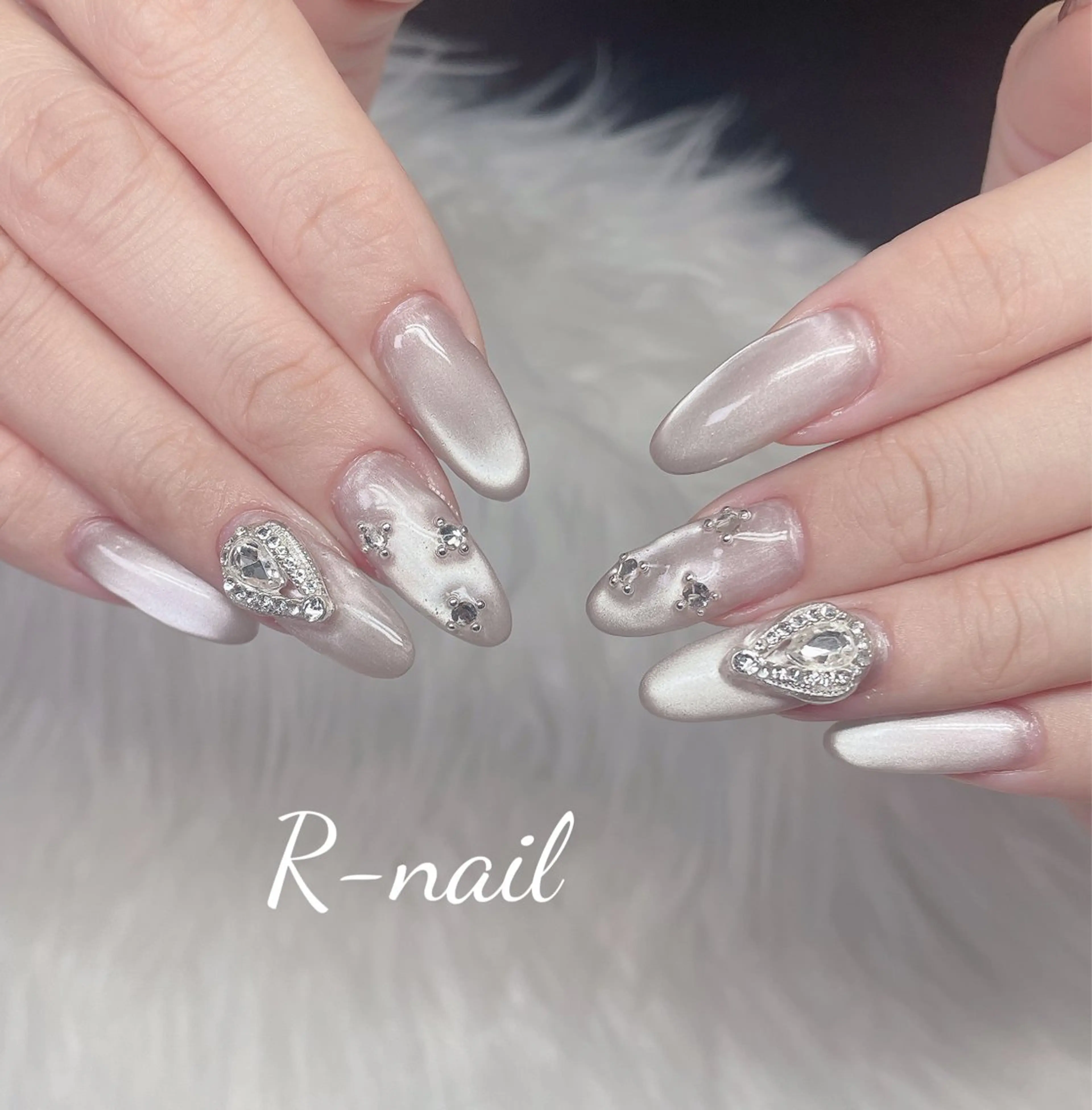 ネイル ハンドネイル R-nail salonのネイルデザイン
