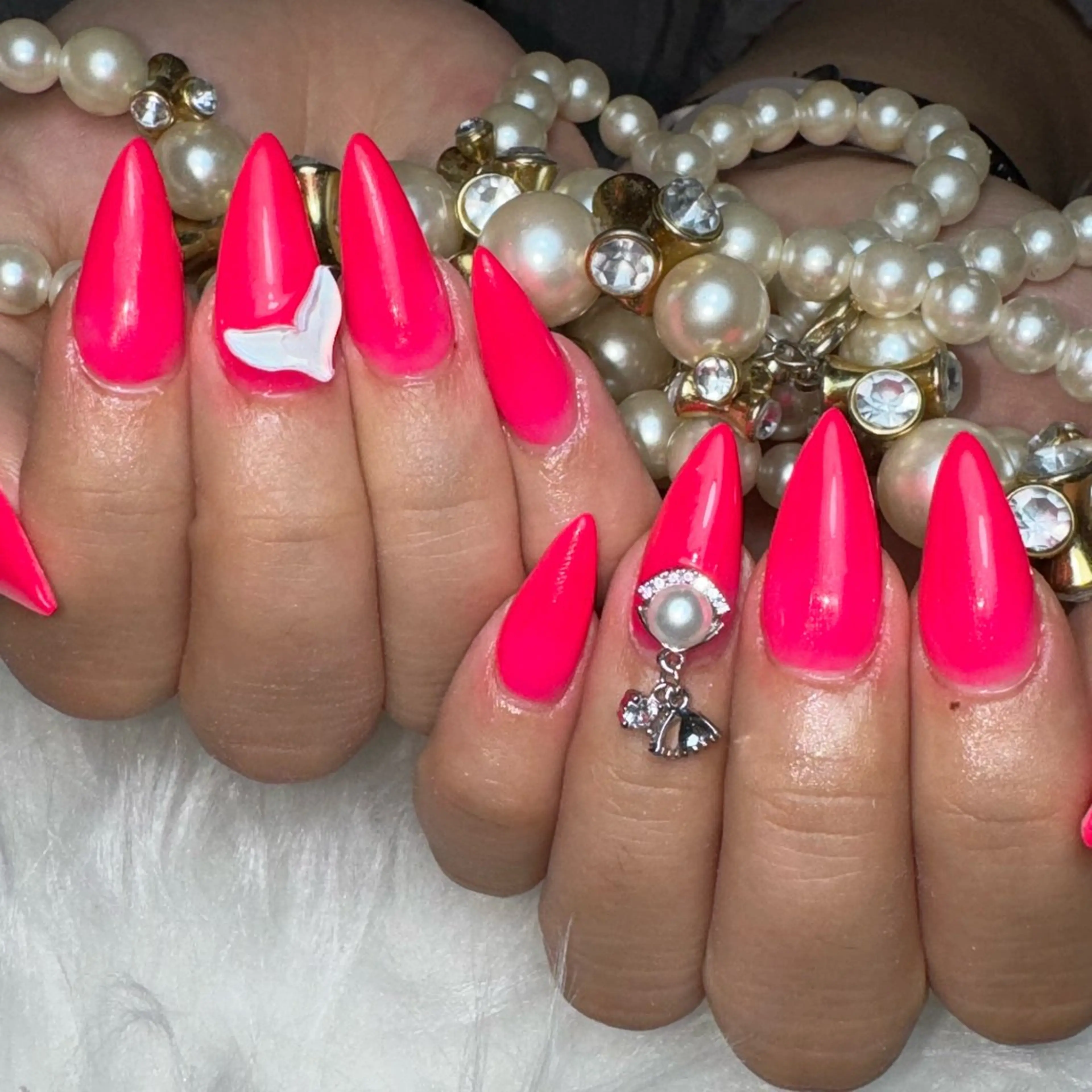 ネイル ハンドネイル Feel ‪‪☺︎‬Yuriaのネイルデザイン