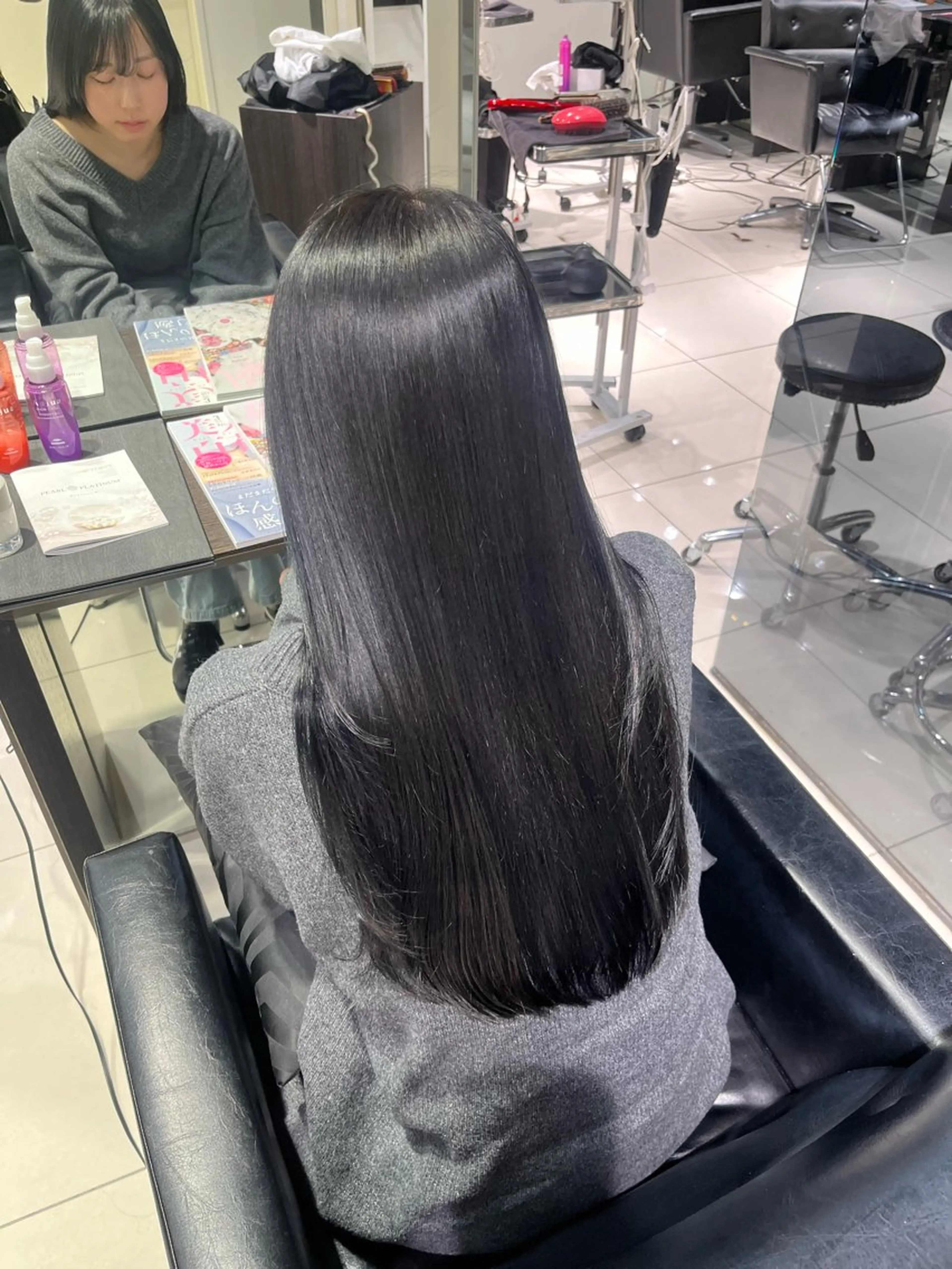 🌟𝟓𝟎%𝐨𝐟𝐟🉐🌟【カット+カラー+髪質改善トリートメント】の写真