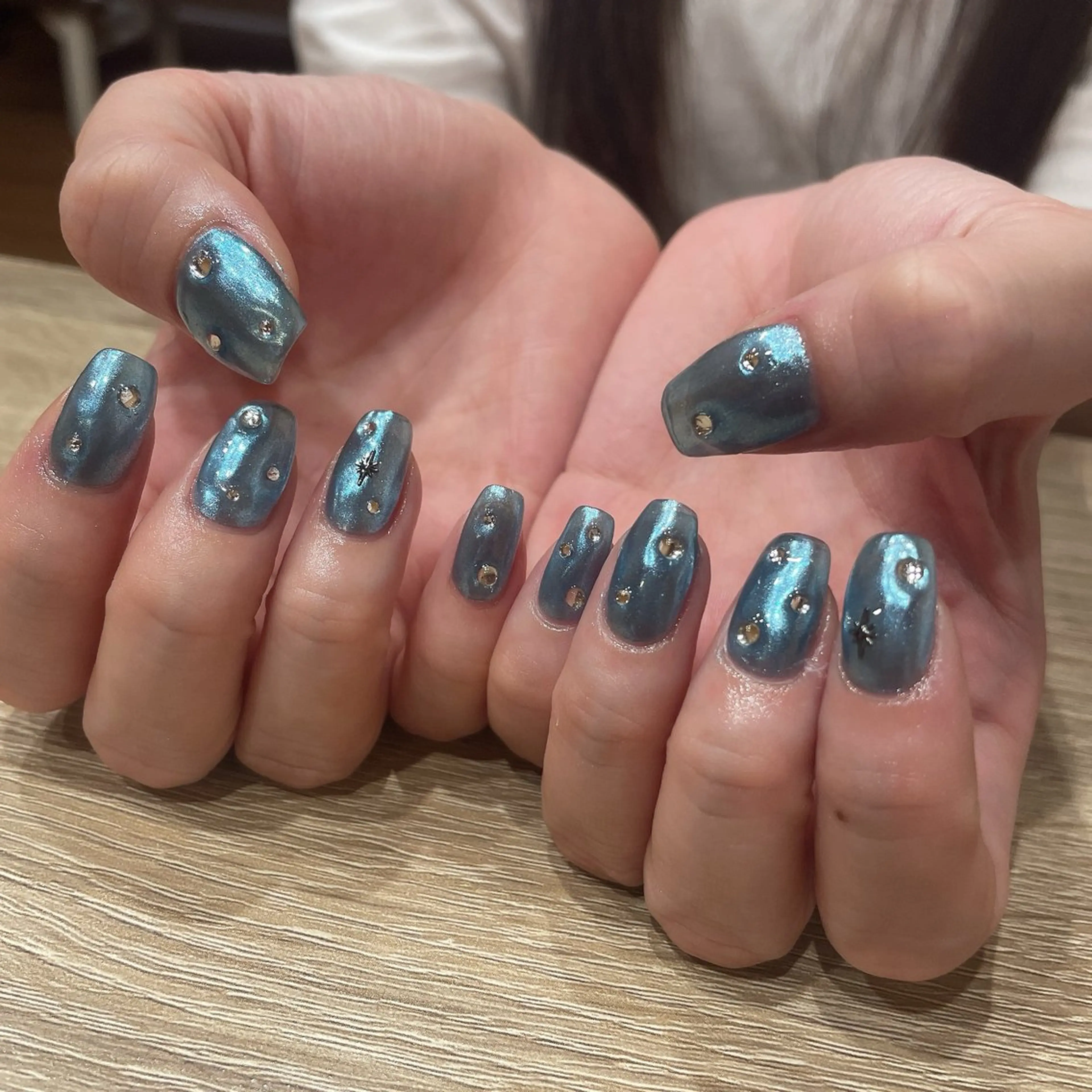 ネイル ストーンネイル ハンドネイル liberté所属・liberté🫧 新小岩のネイルデザイン