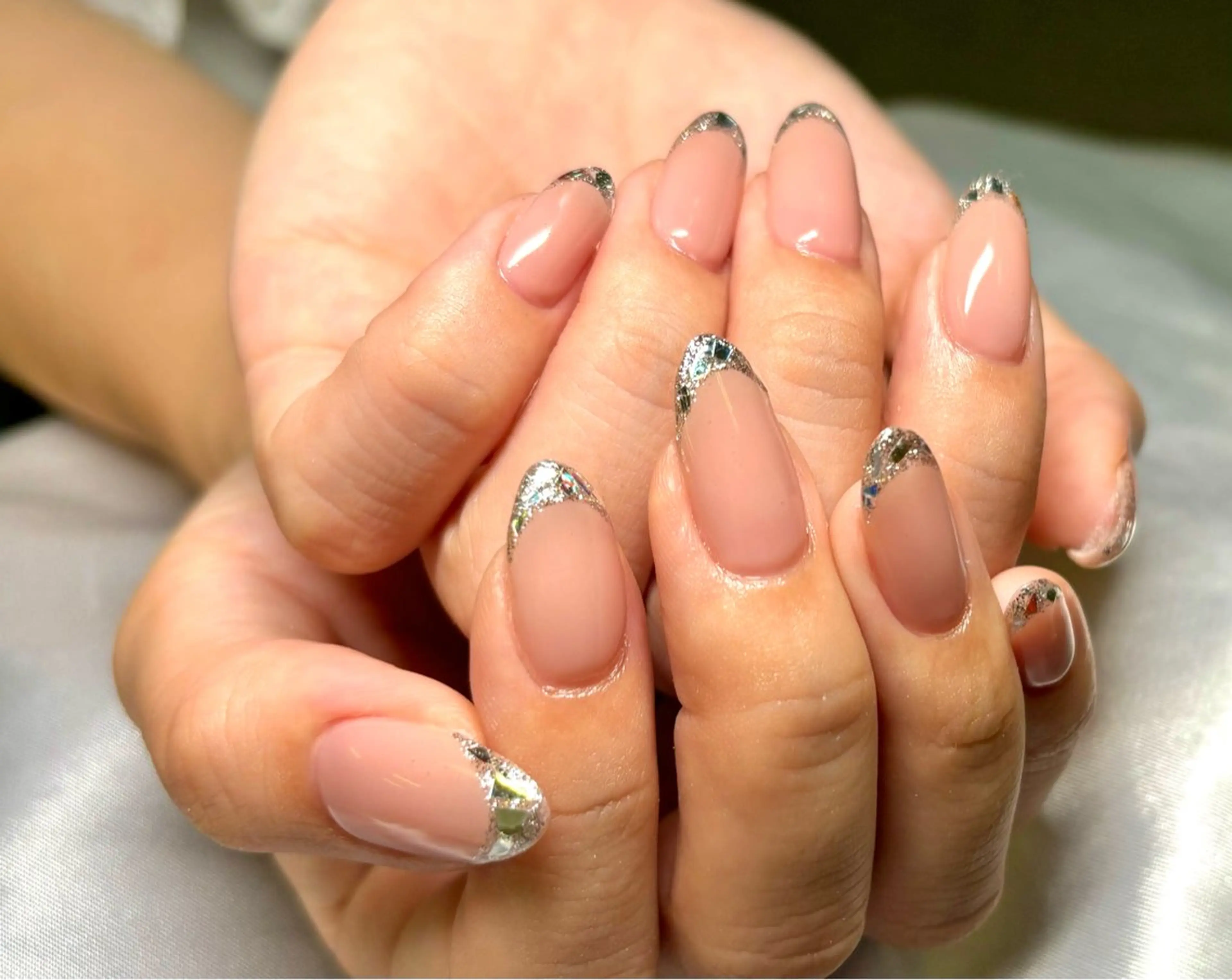 ネイル フレンチネイル ガラスフレンチ olu sakakuraのネイルデザイン