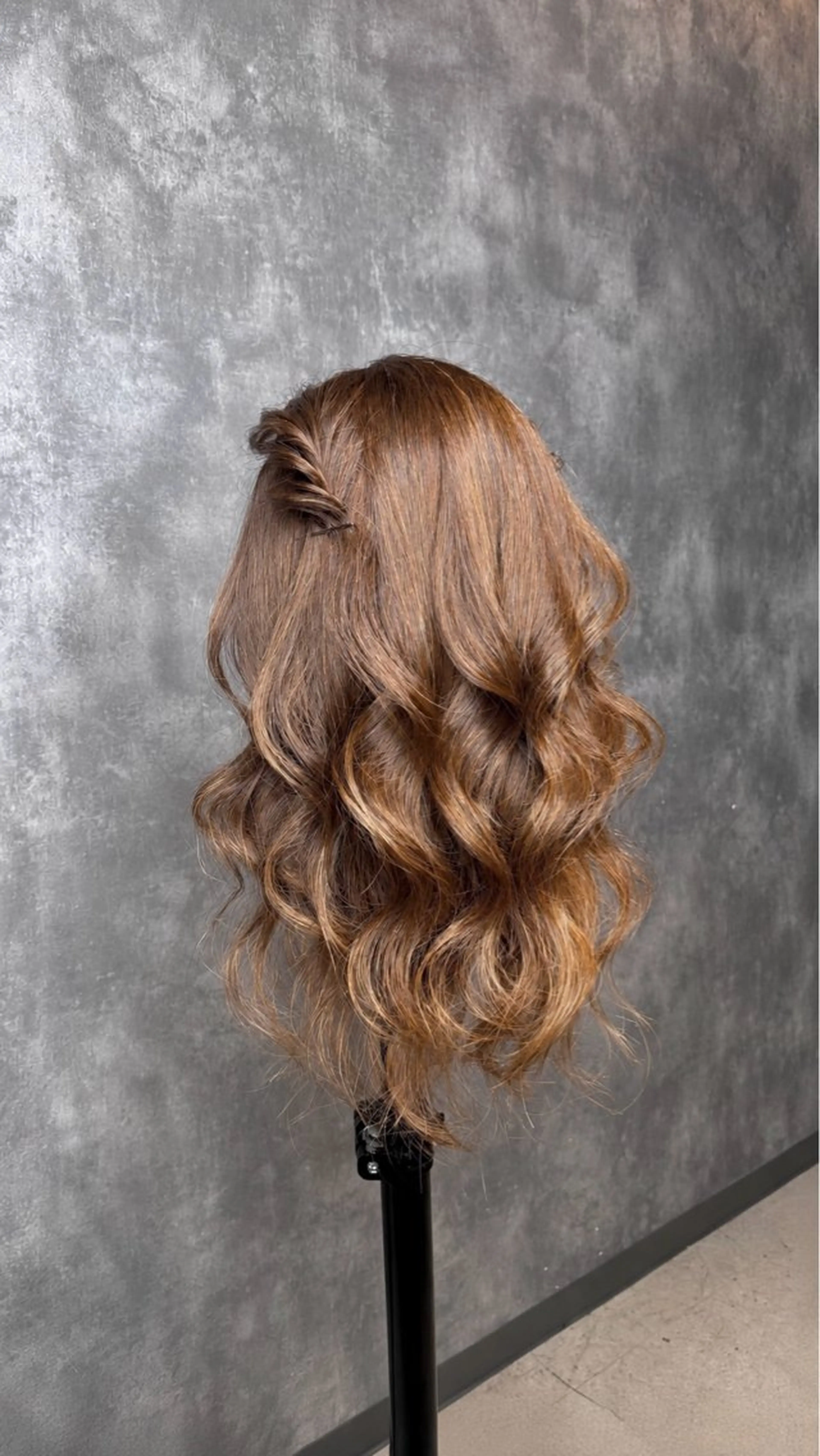 ロング 隈﨑 璃音のヘアスタイル