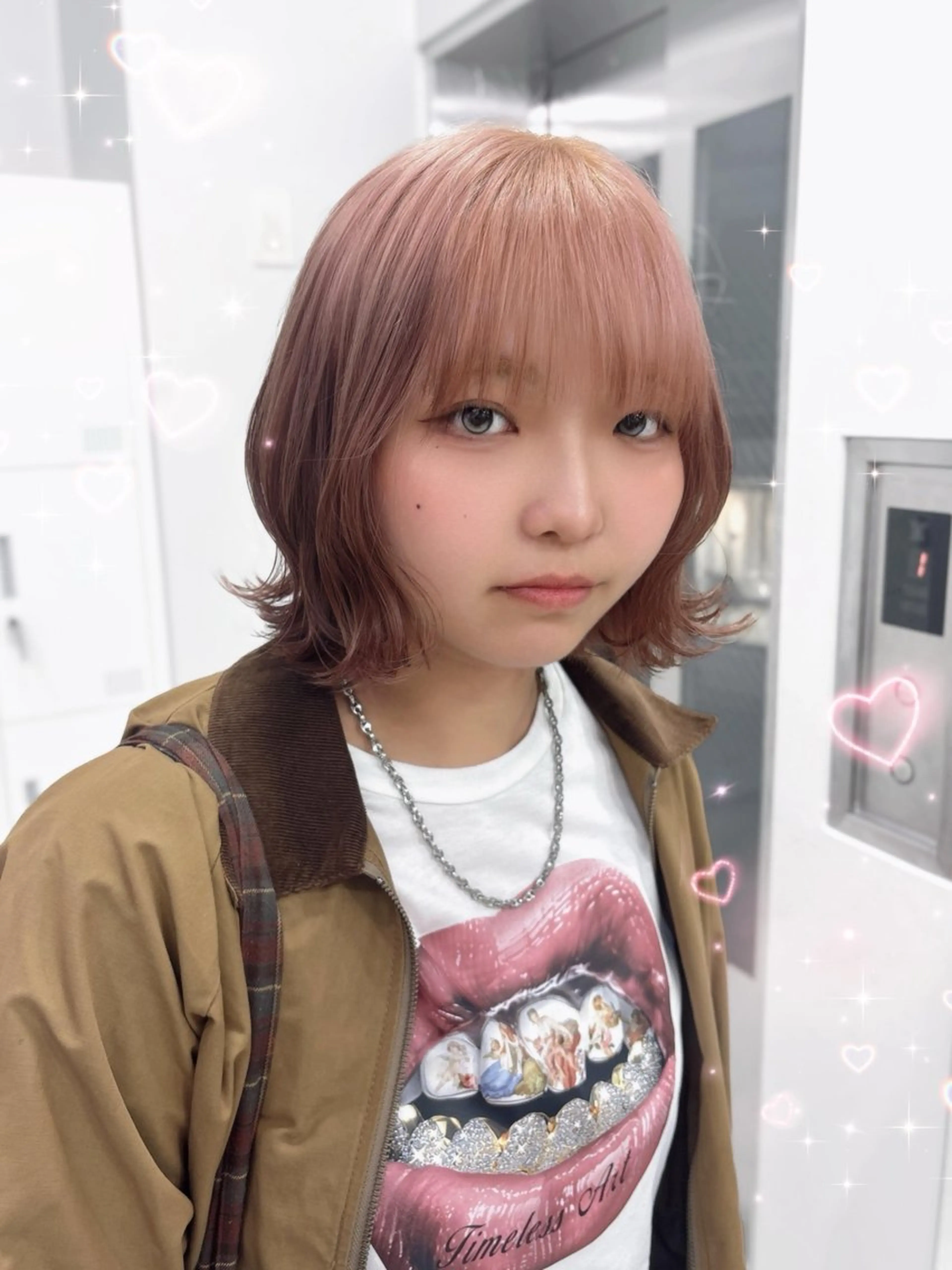 カラー ベージュカラー ブリーチ ハイトーンカラー ピンクカラー ピンクベージュ ヘアカラー 艶カラー💞 amiのヘアスタイル