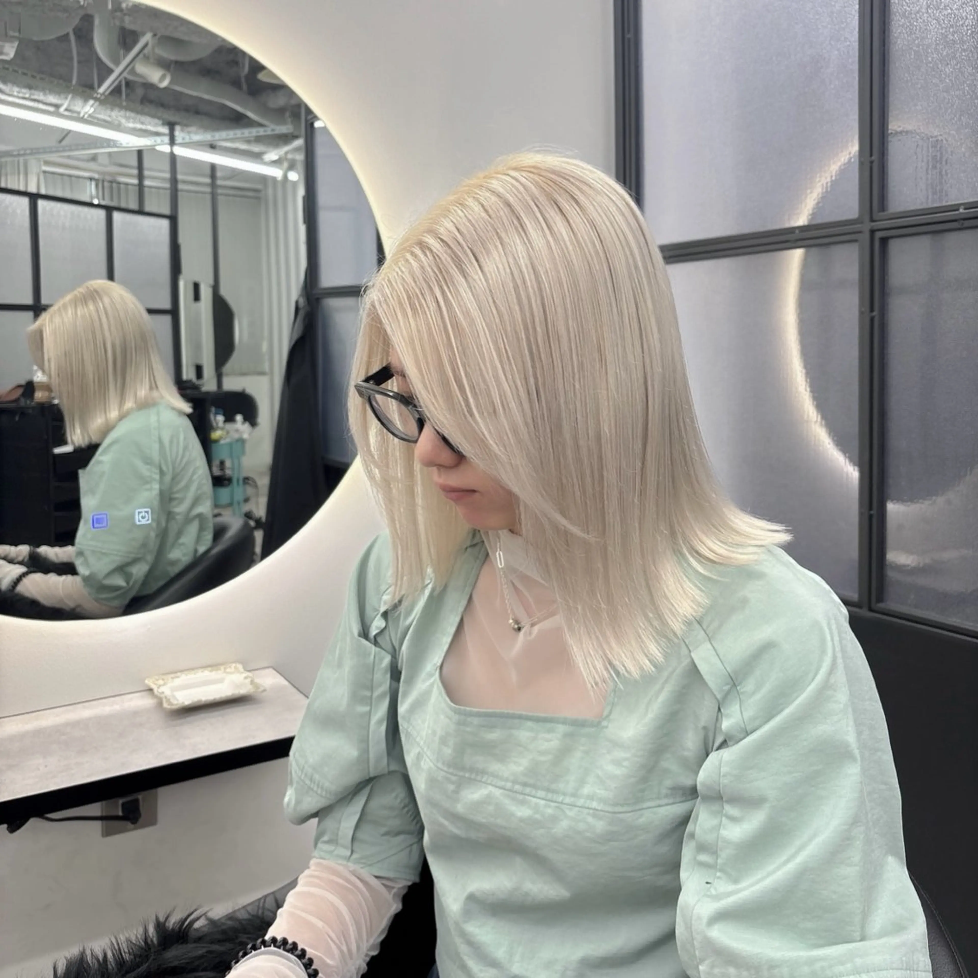 セミロング カラー ヘアカラー Ren. 🦋デザインカラーのヘアスタイル