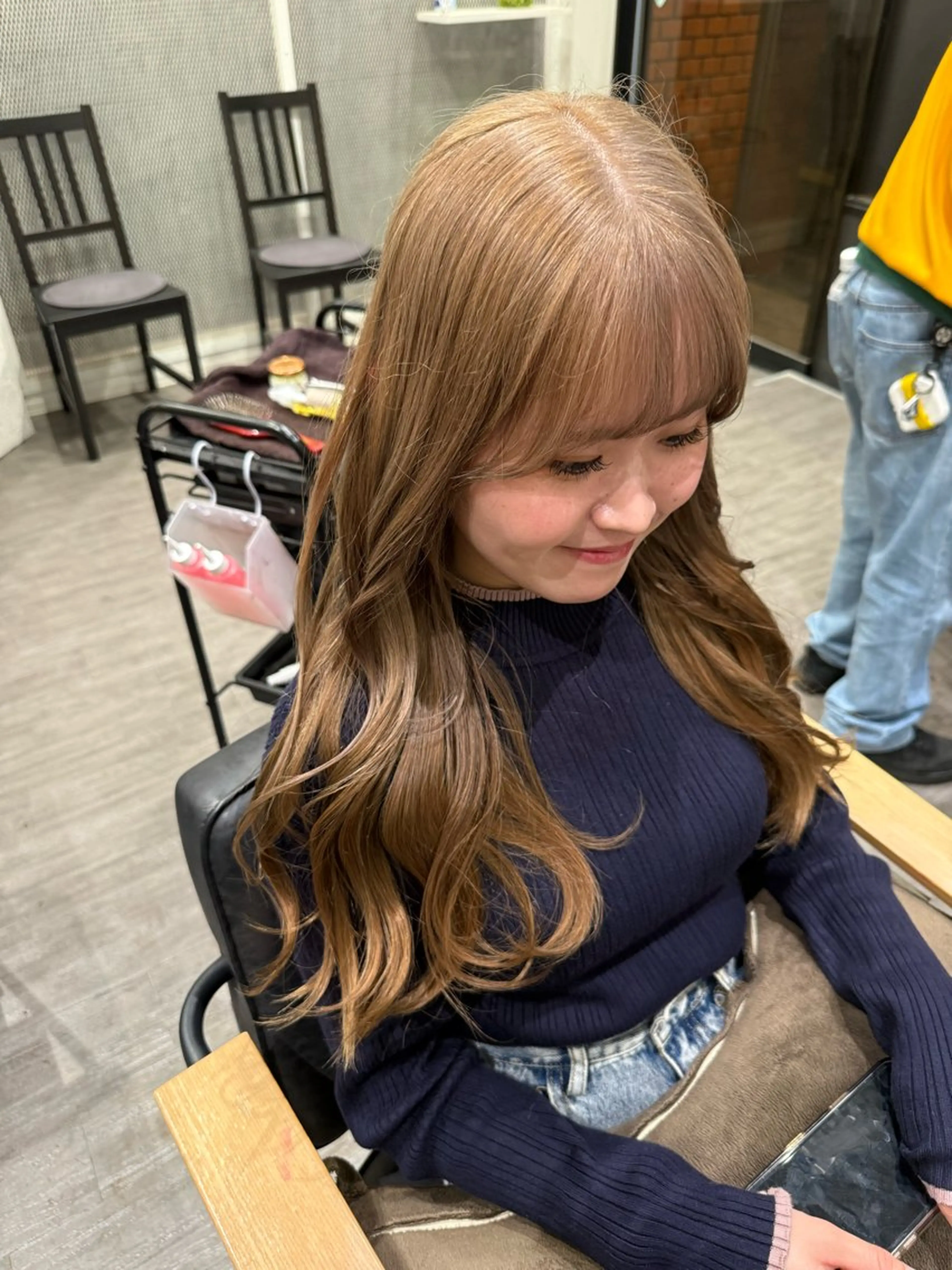 ロング カラー ベージュカラー ブリーチ ケアブリーチ ミルクティーベージュ ヘアカラー トリートメント 艶髪レイヤー上田 紗也🇰🇷💗のヘアスタイル