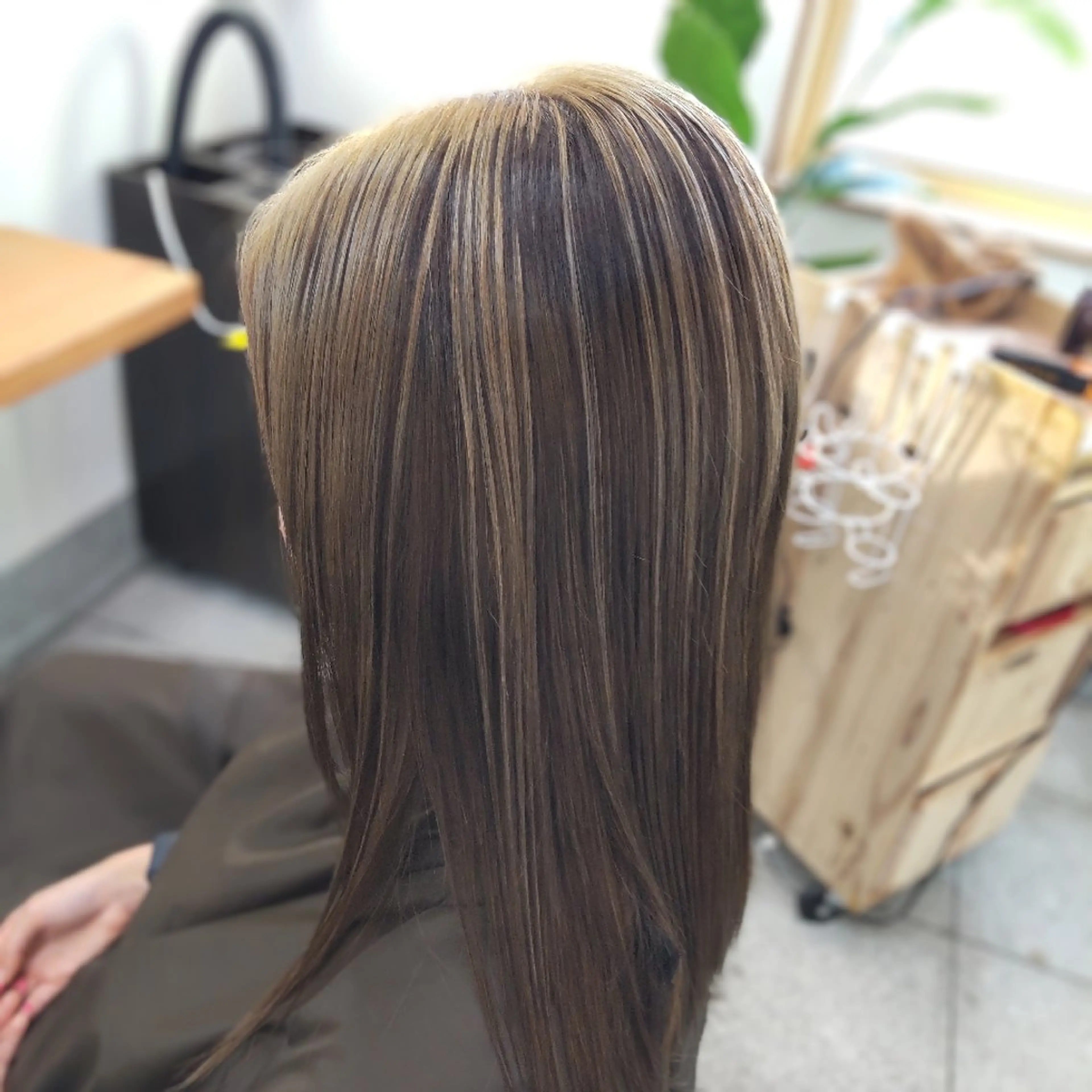 ブリーチ１回込み アンブレラカラーの写真