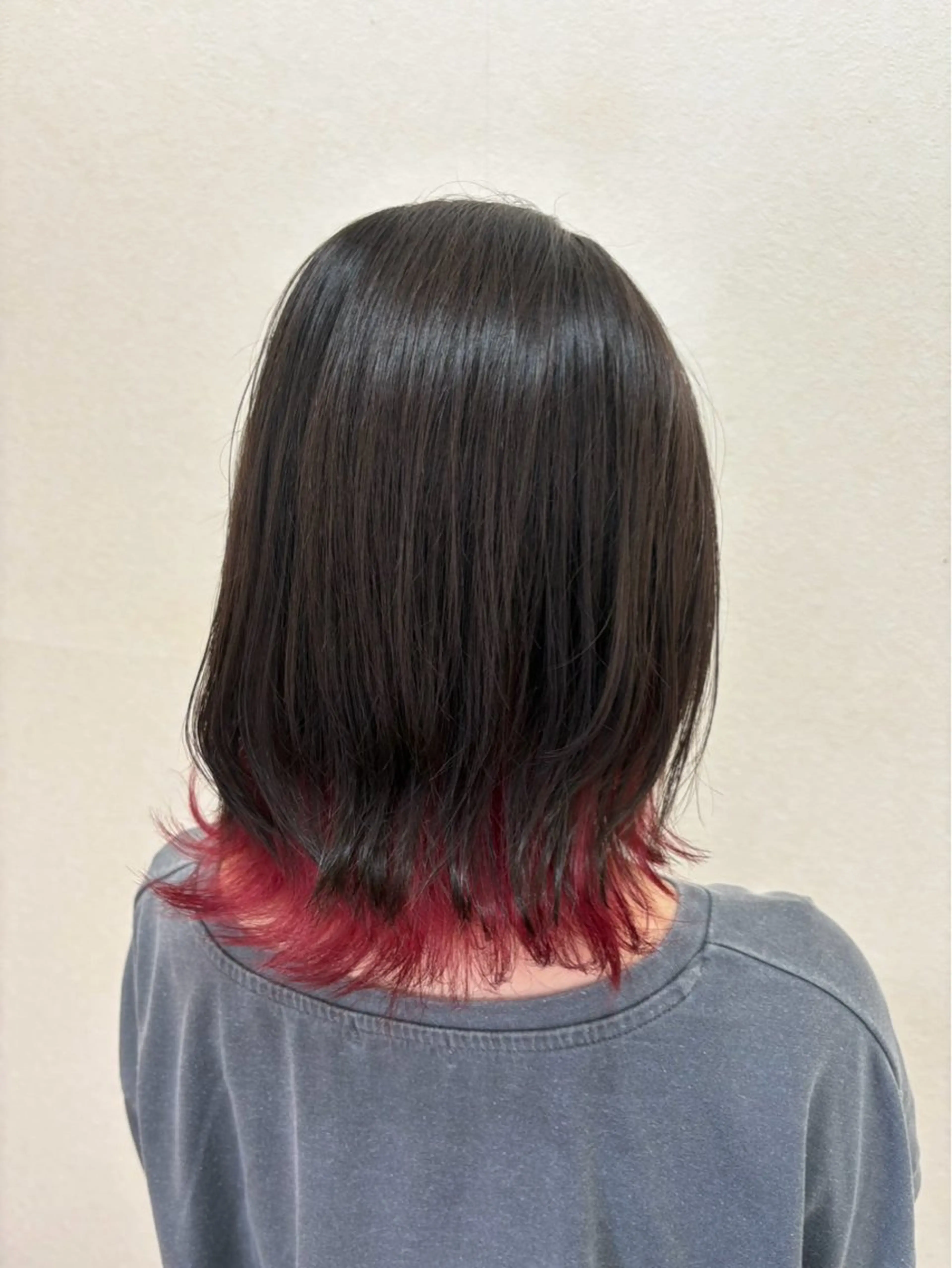 インナーブリーチ&オンカラー🩷さりげなく楽しめるインナーカラー✨《🉐14300円→7000円に》の写真