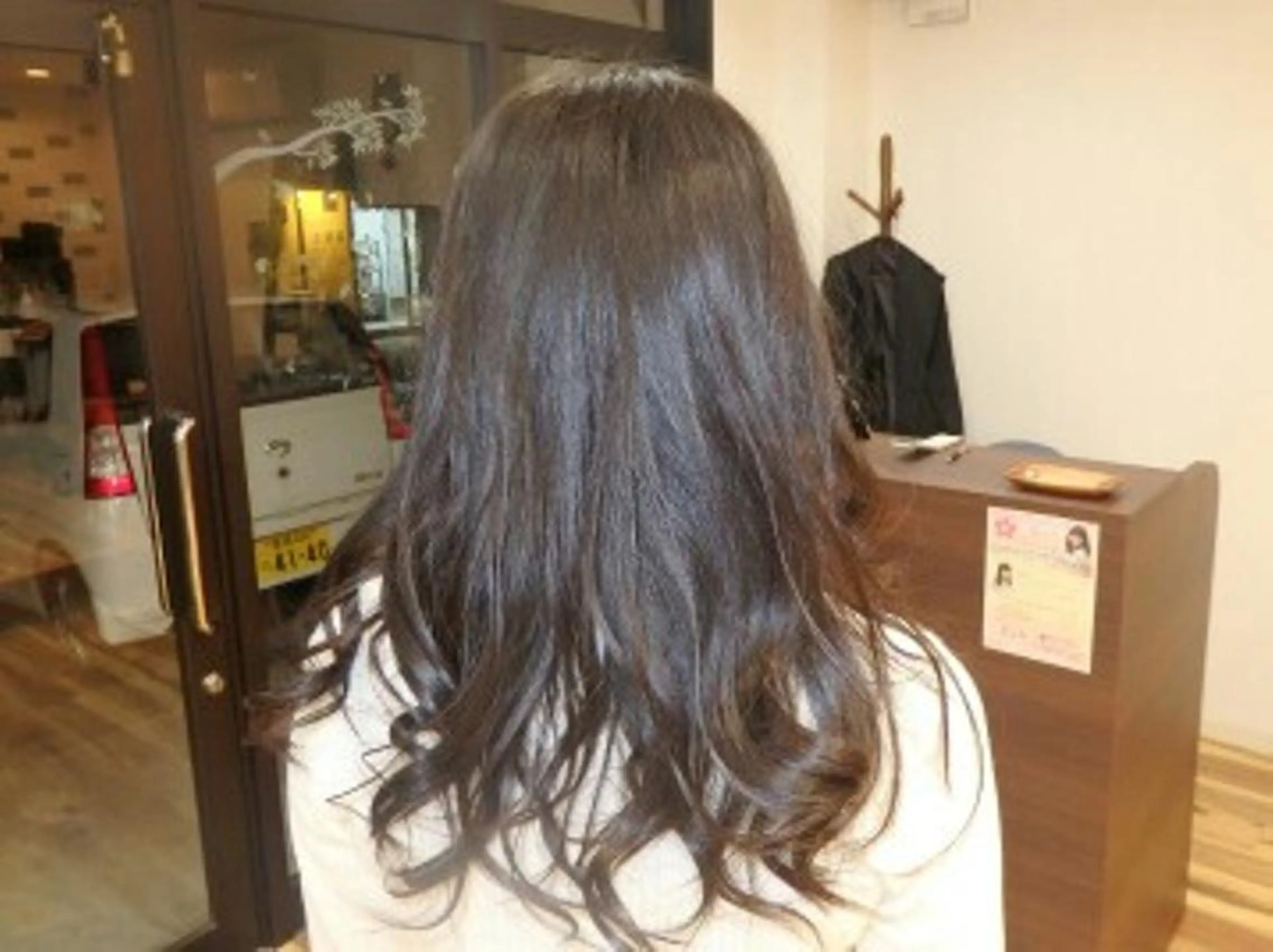 ロング 北福 友晴のヘアスタイル