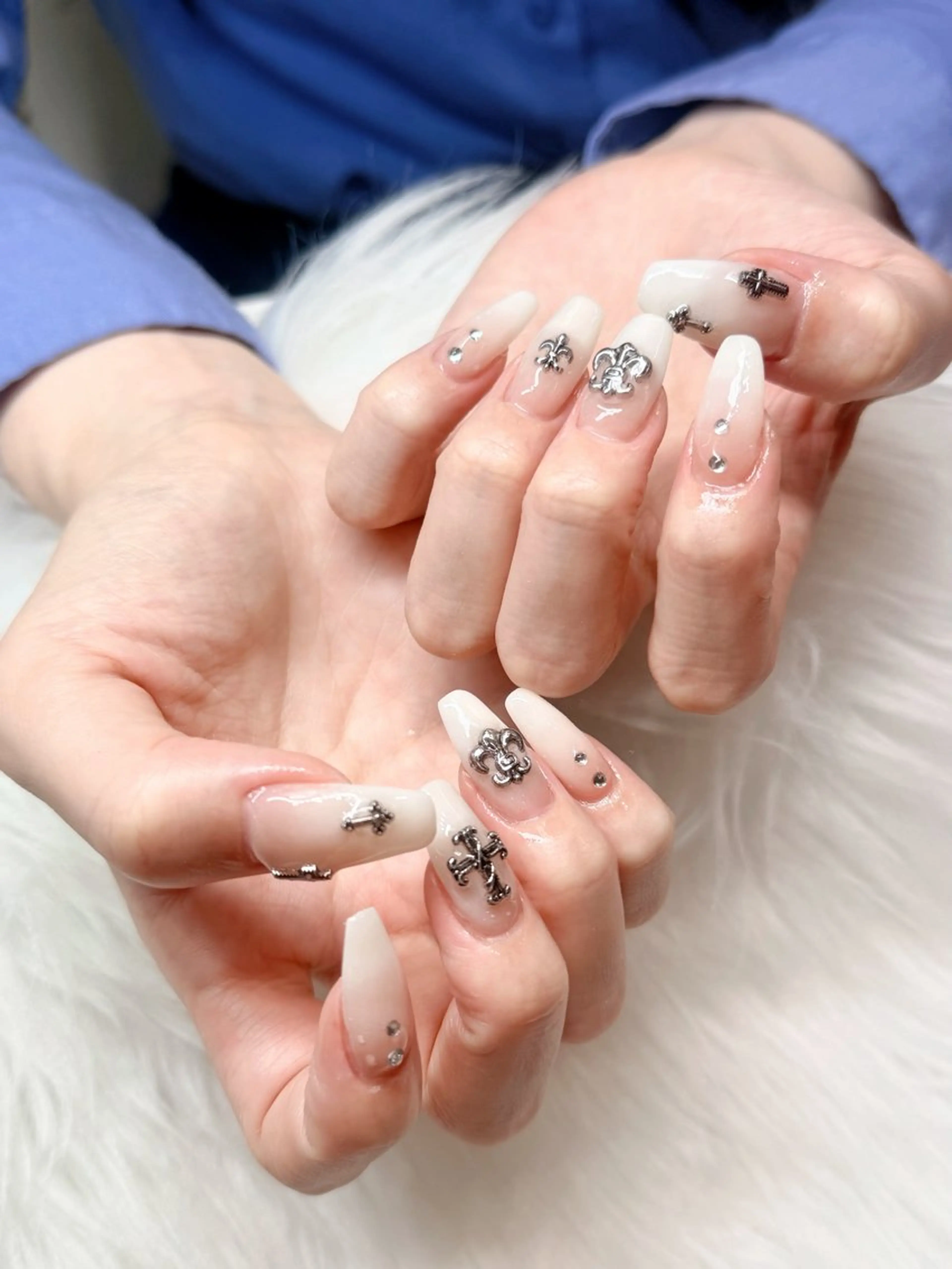 カラー RUBY NAIL& BEAUTY SPAのネイルデザイン