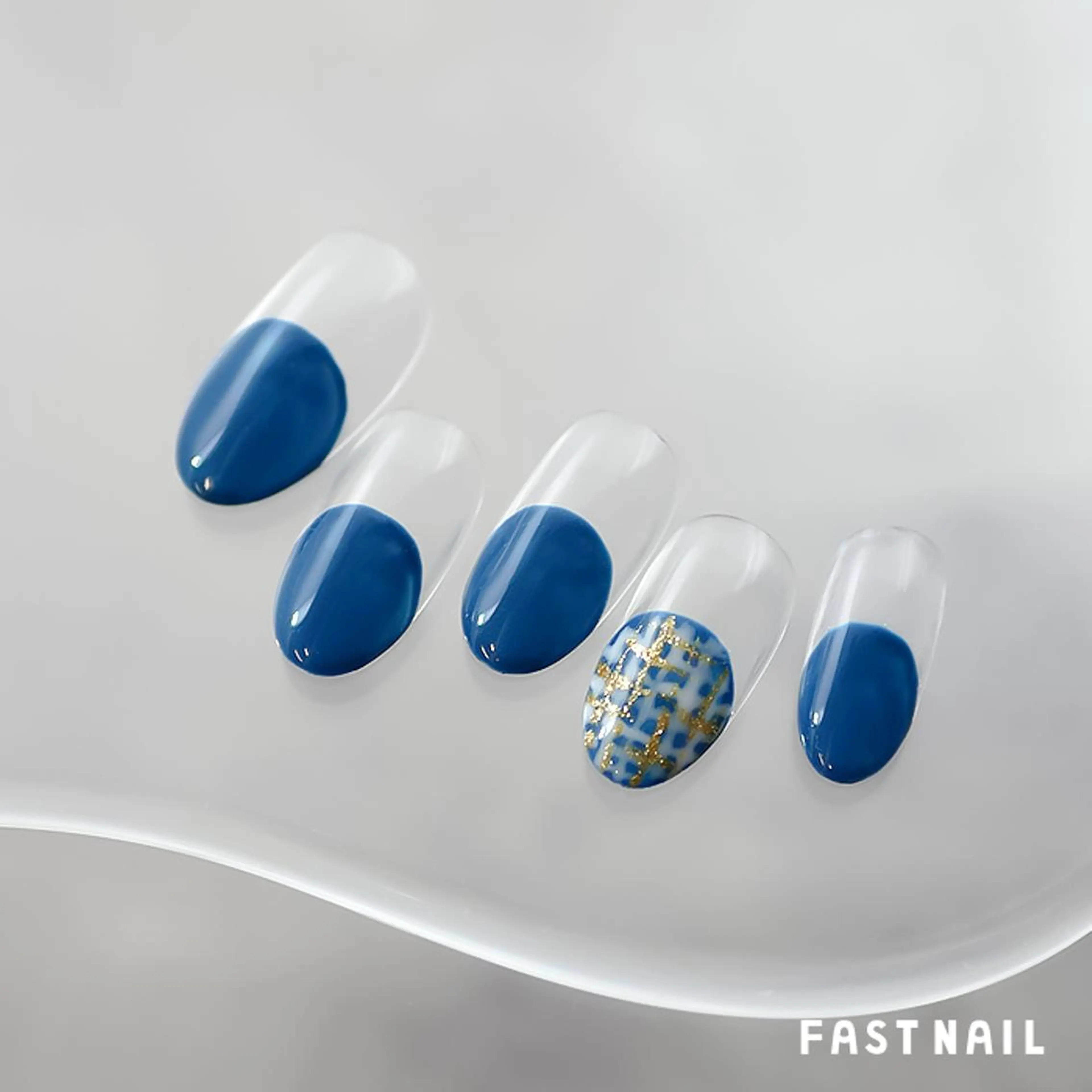 ネイル シンプルネイル ファストネイル ロコ 春日のネイルデザイン