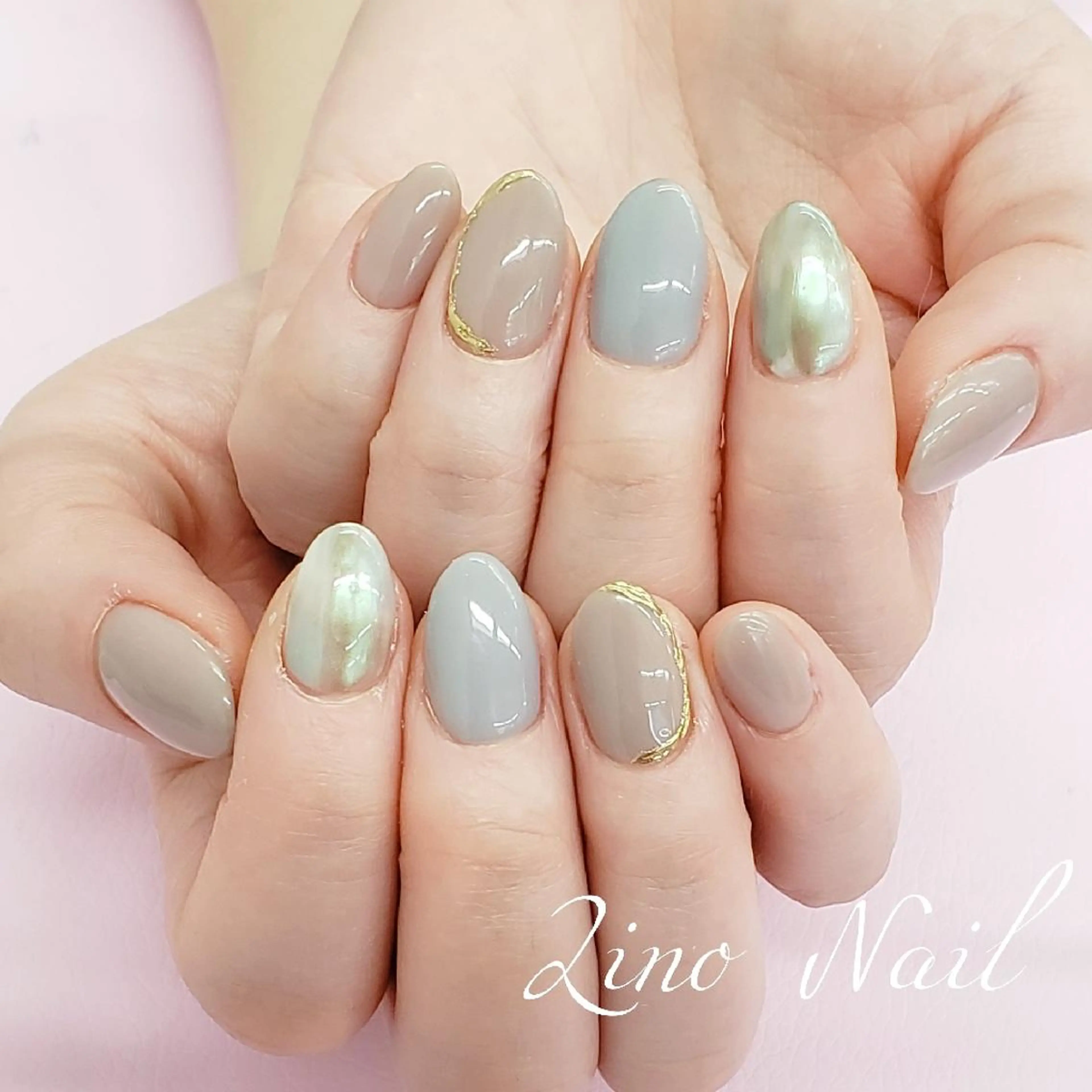 ネイル オーロラネイル カジュアル ジェルネイル ゴールド キラキラネイル Lino Nailのネイルデザイン