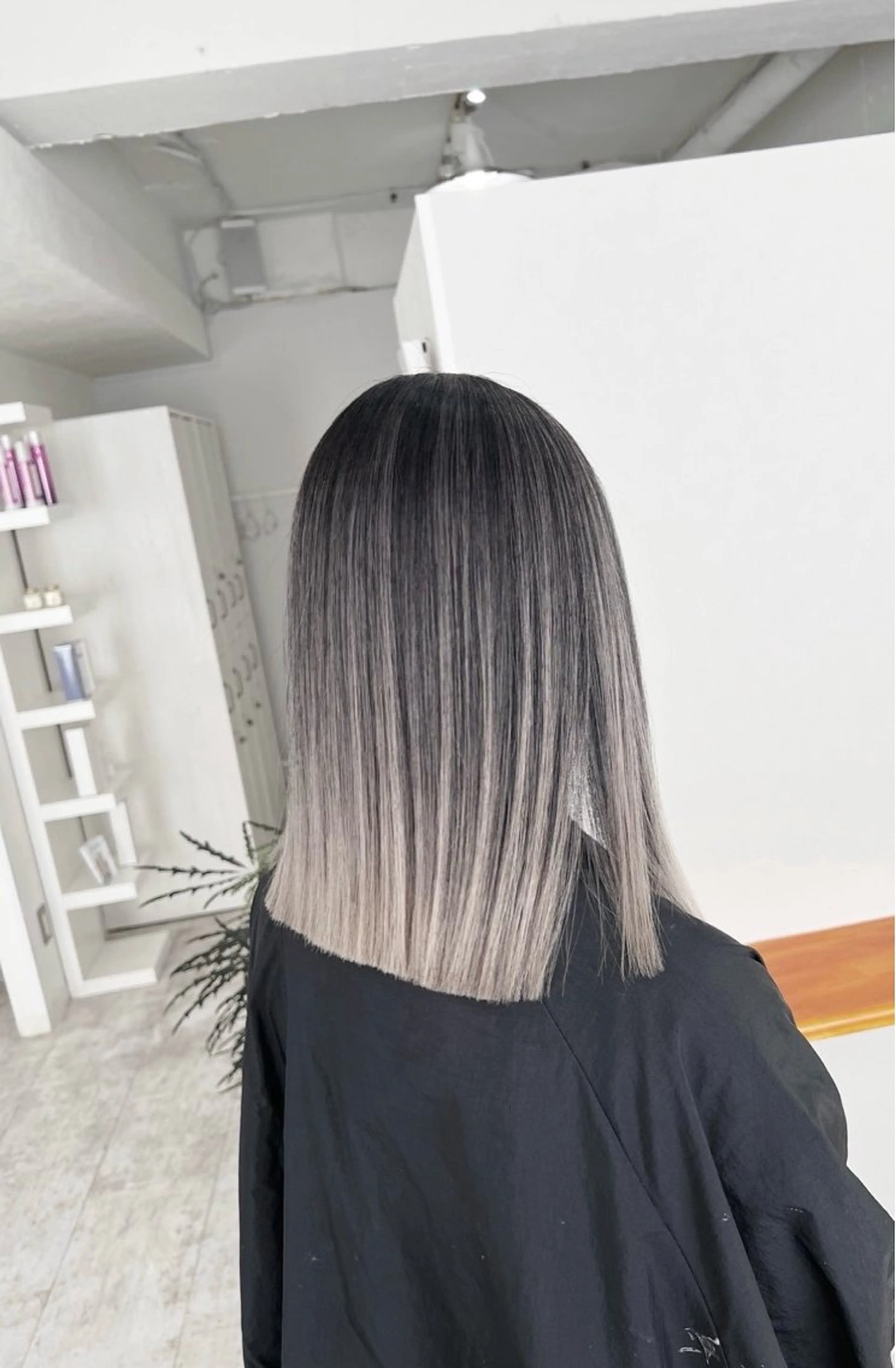 ミディアム カラー バレイヤージュ グレージュ レイヤーカット カット ヘアカラー トリートメント ROBIN所属・指名数No.1 /NAOYAのヘアスタイル