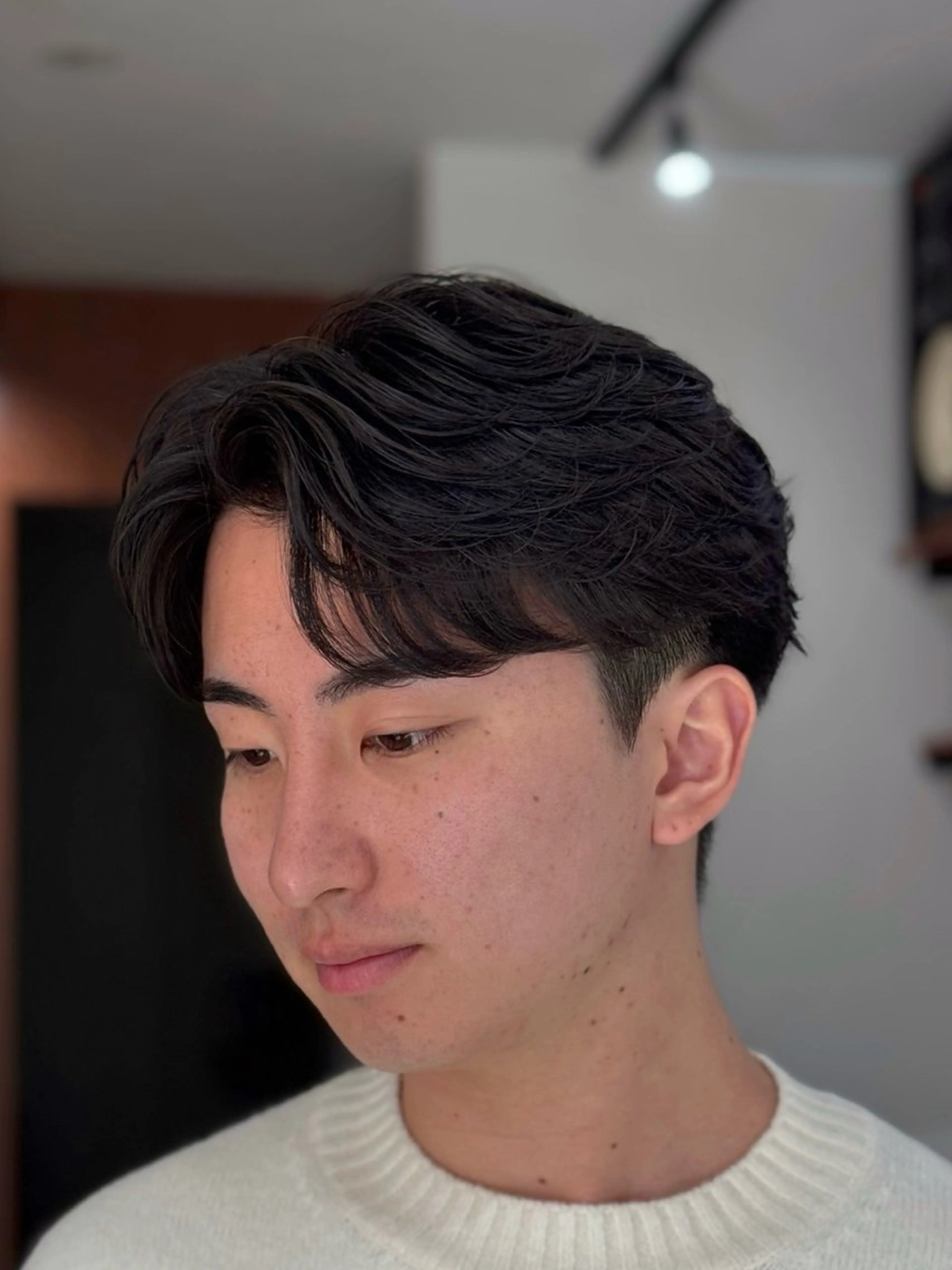 ショート パーマ メンズ ビジネス センターパート フェザーパーマ メンズパーマ カット パーマ ヘッドスパ 金山駅前メンズパーマ 特化COUNTERのヘアスタイル