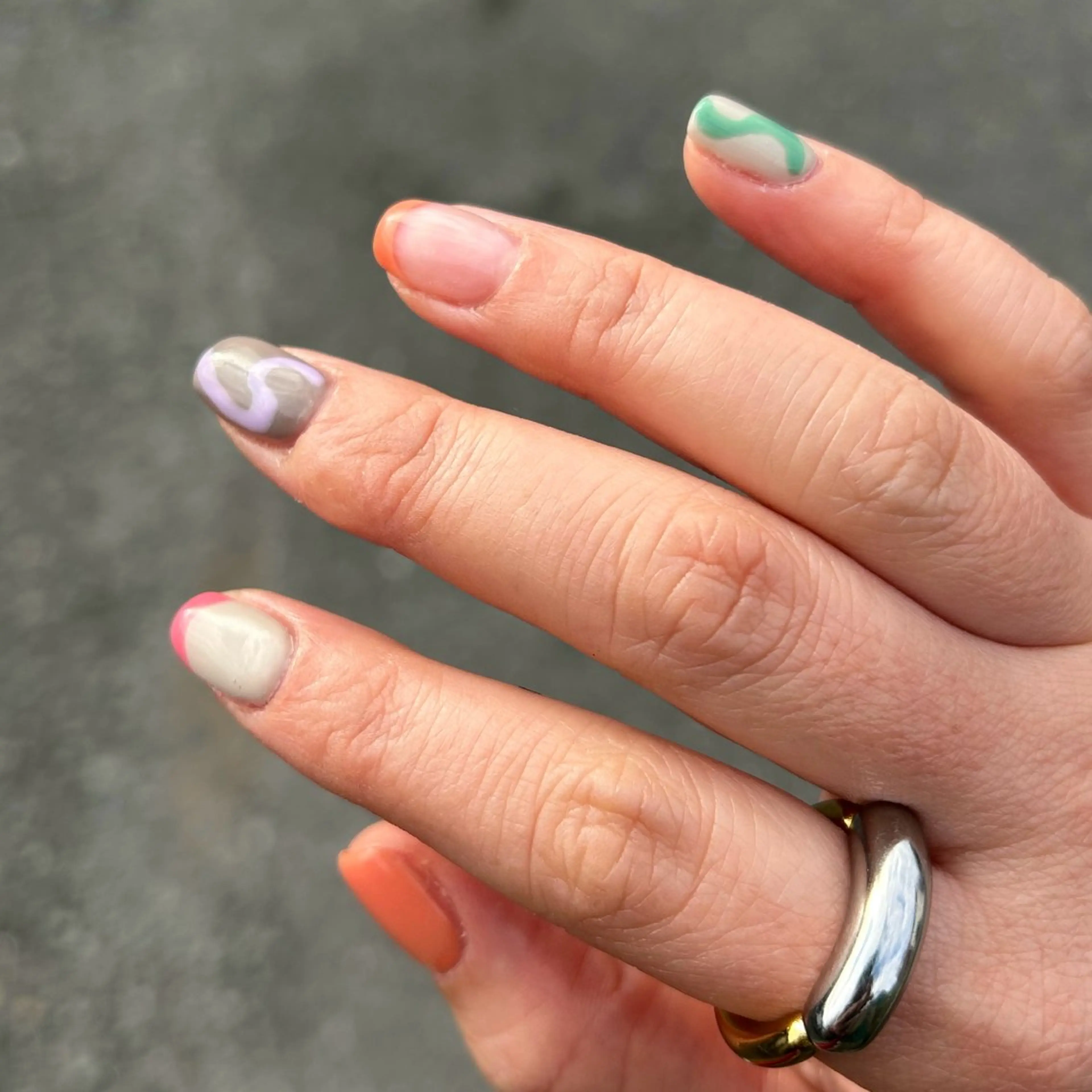 【ハンド💅✨/アート6本】持ち込みデザインOK 🎨🩵（オフあり/当店のオフ限定割引⭐︎）※補足は必ずご確認くださいの写真