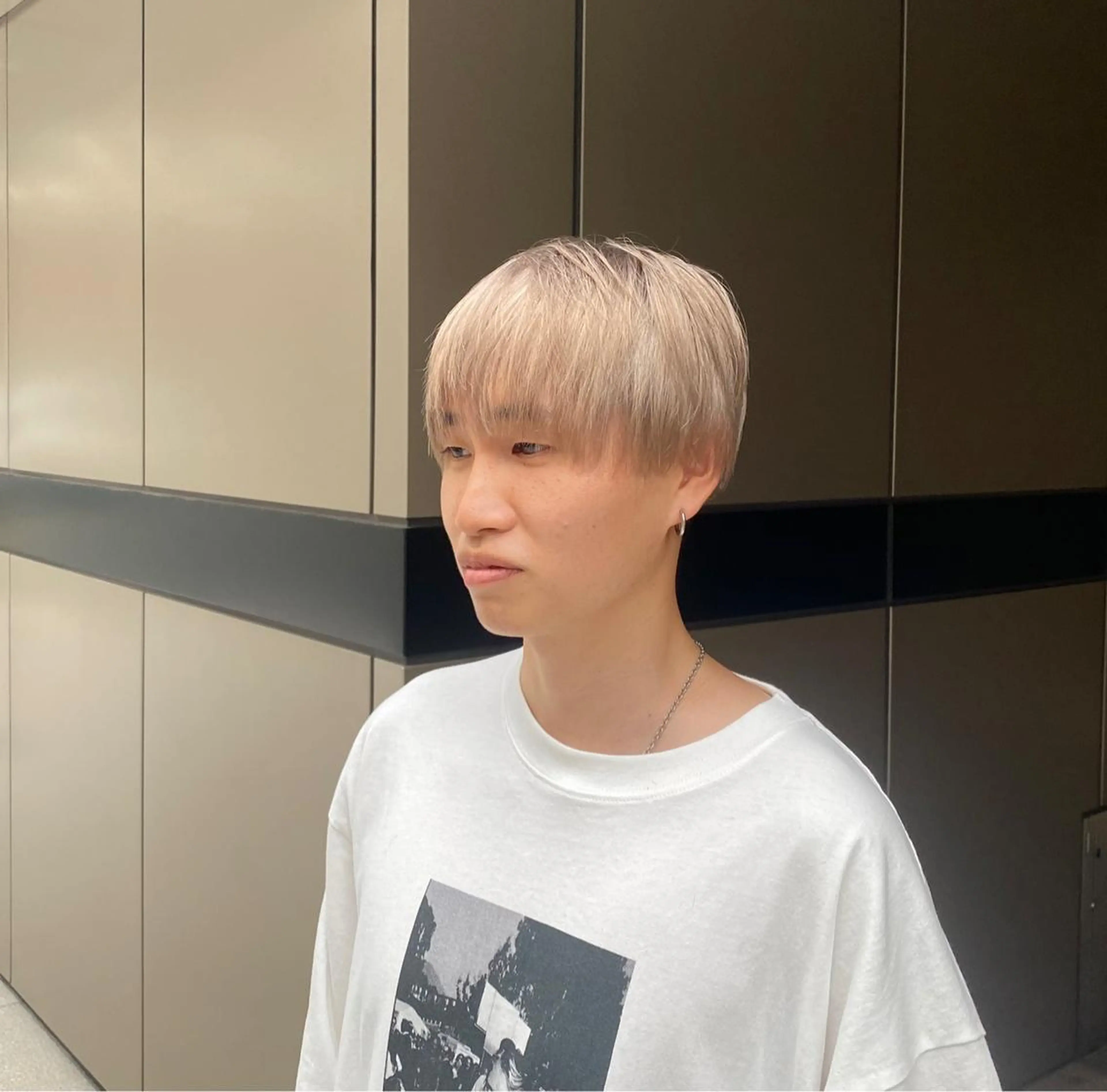 カラー メンズ カット ヘアカラー トリートメント 白髪ぼかしハイライト ／レイヤー中島啓太のヘアスタイル