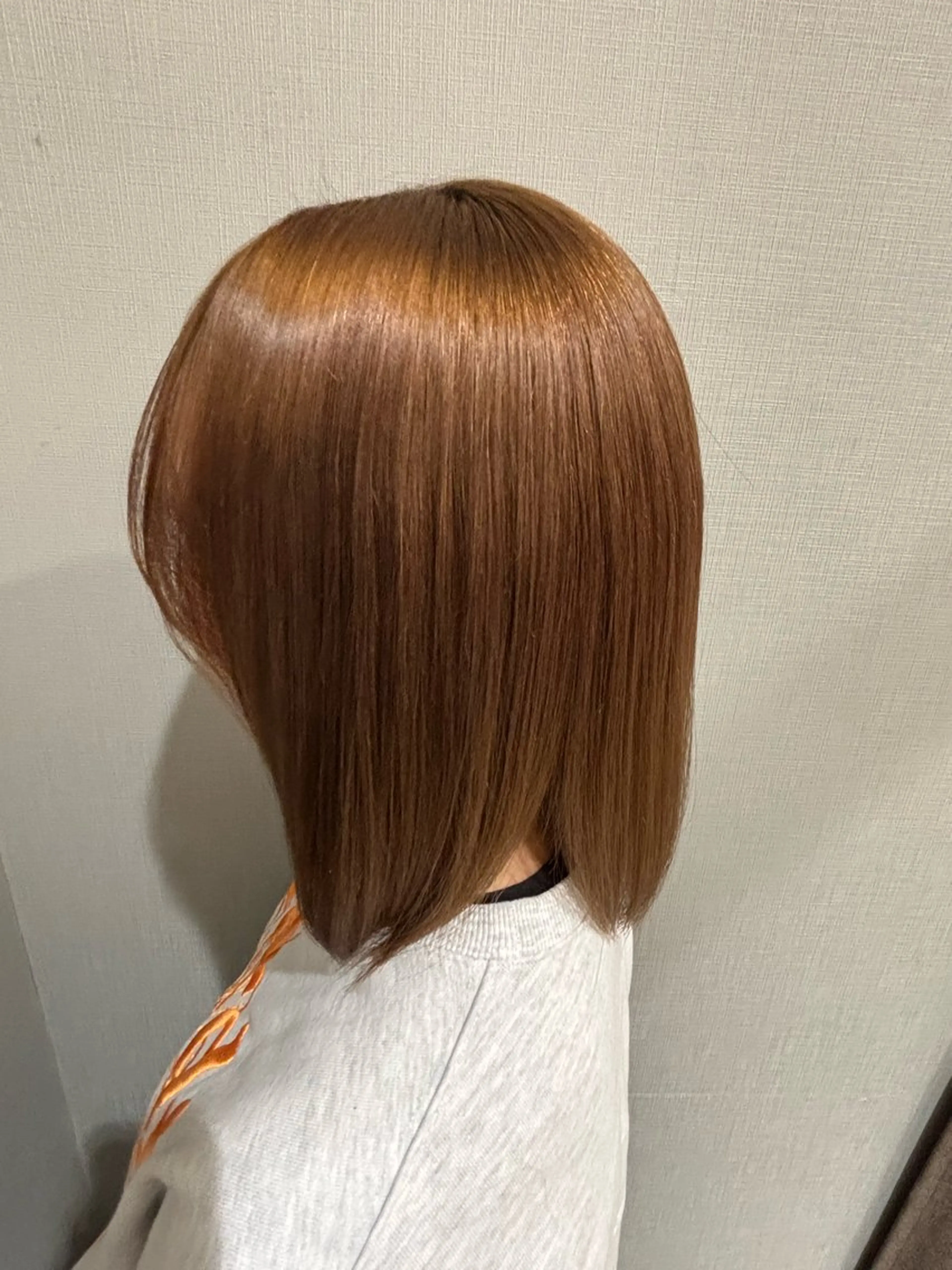 ミディアム 吉荒 璃子のヘアスタイル
