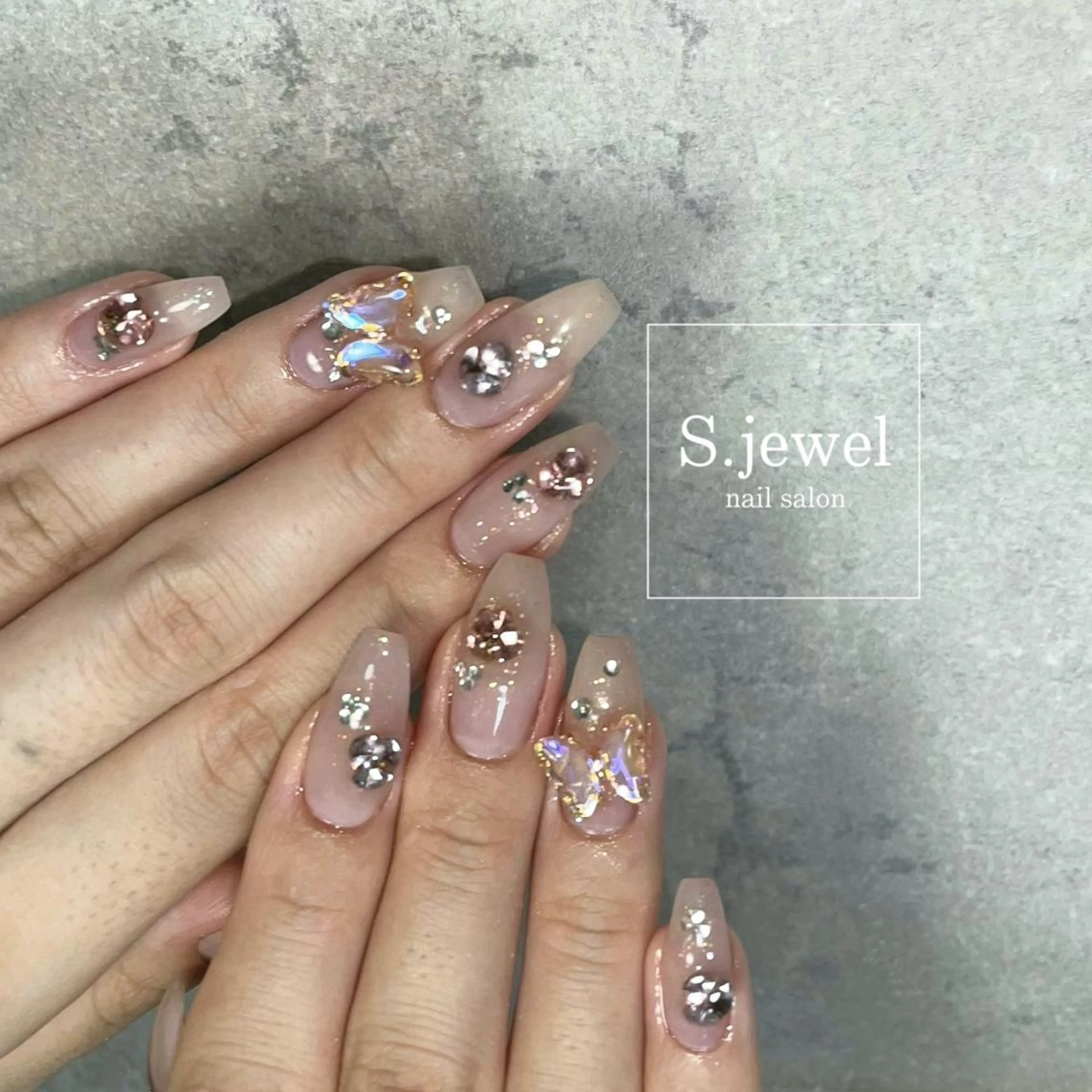 ネイル S. JEWELのネイルデザイン