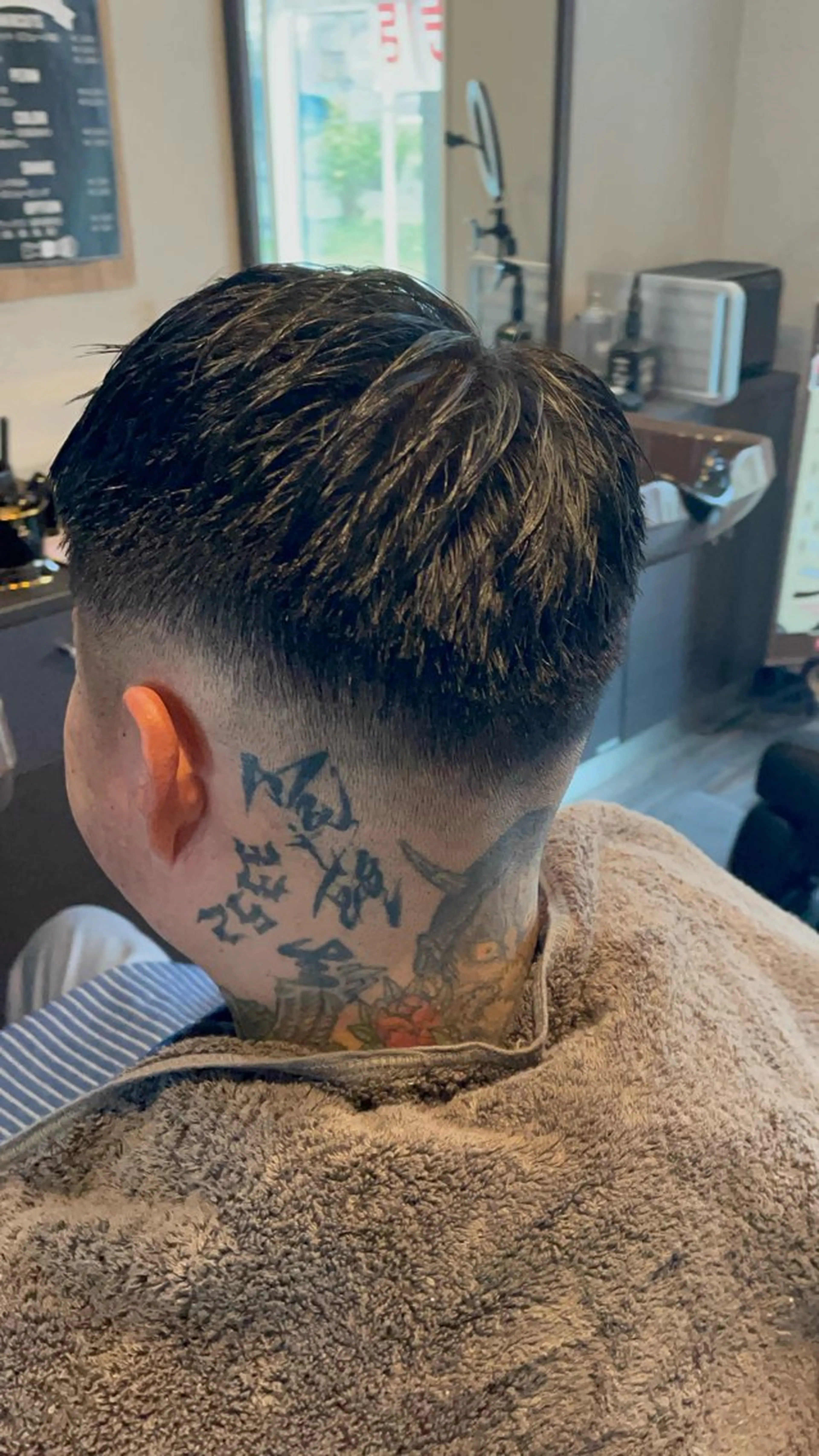 ショート 京都フェードカット 田嶋勇祐のヘアスタイル