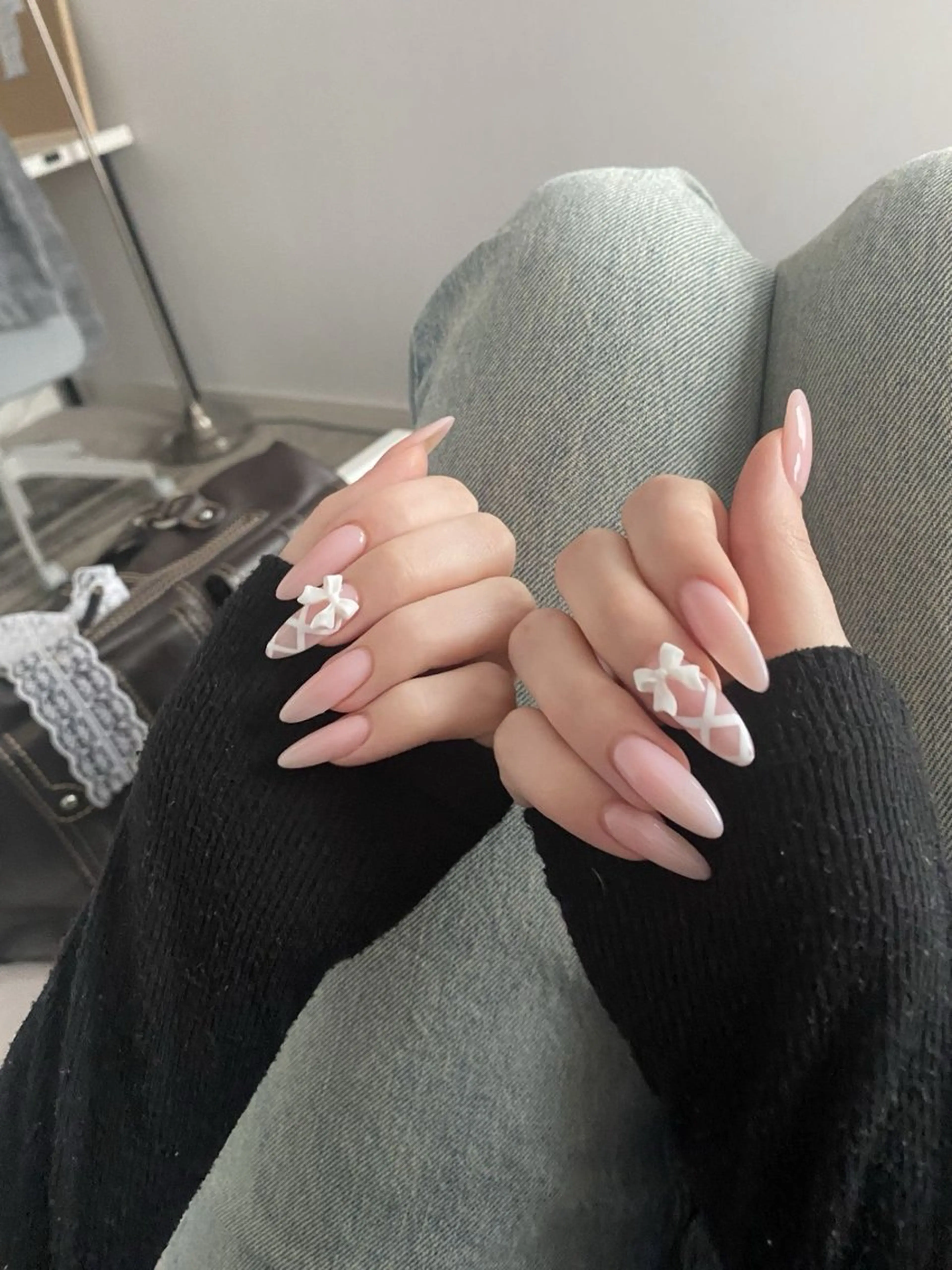 カラー グラデーションカラー ピンクカラー ハンドネイル AIN Nailのネイルデザイン