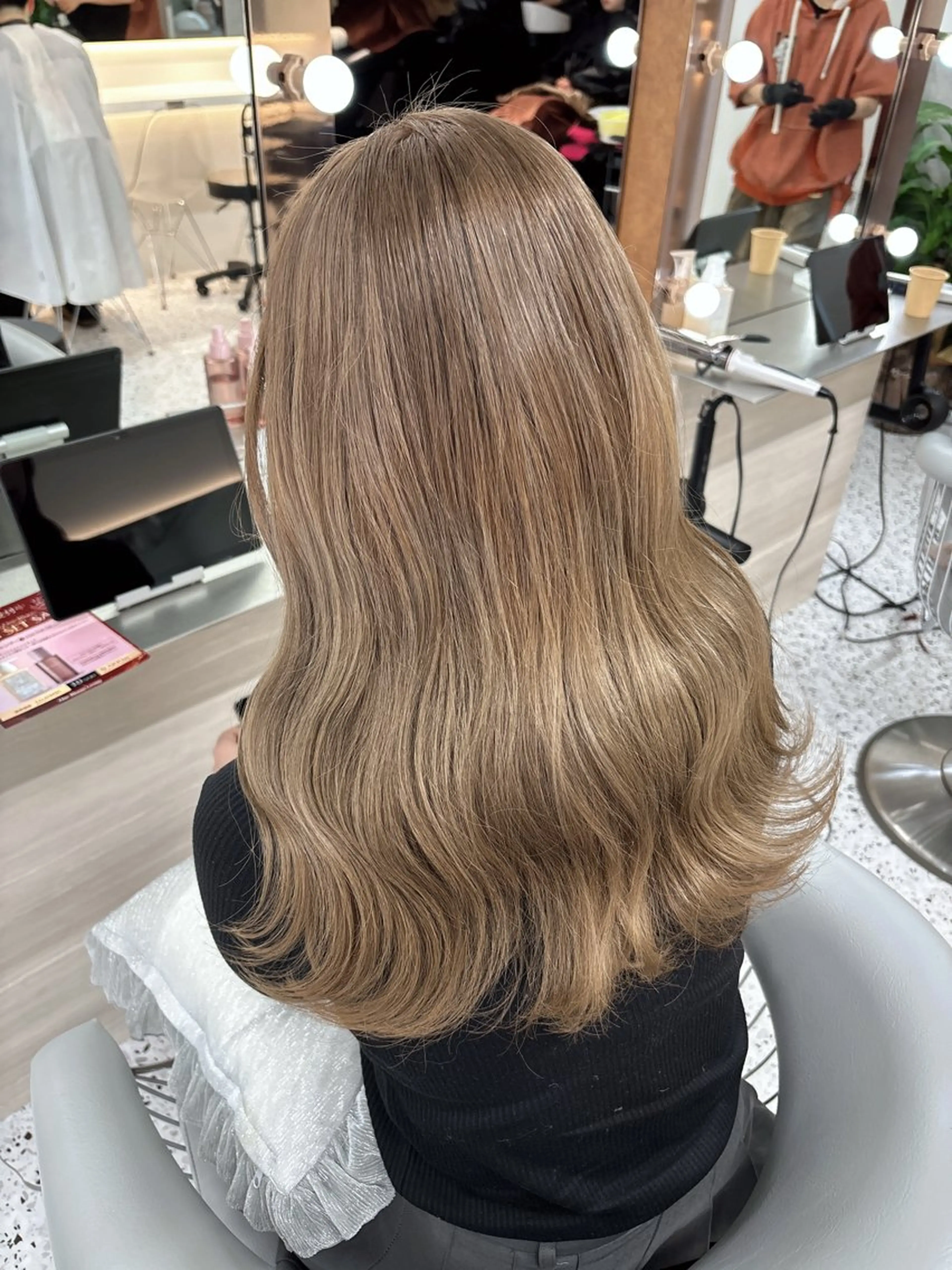 ミディアム カラー ブリーチ ボブ 韓国風ヘア レイヤーカット トリートメント ヘアカラー rina／ベージュ ワンホン/韓国ヘアのヘアスタイル