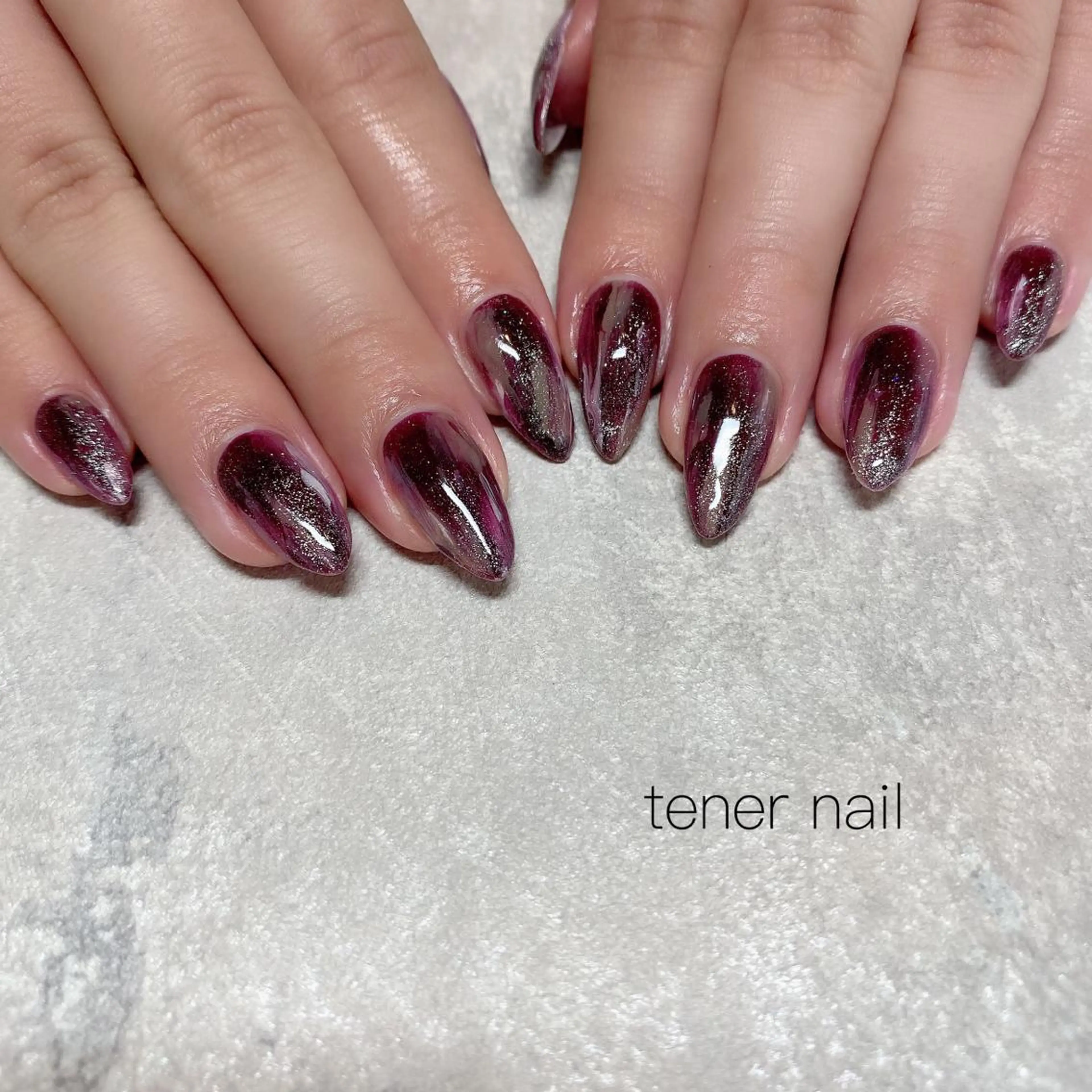 ネイル ボルドー ニュアンスネイル テネルネイル tener nailのネイルデザイン