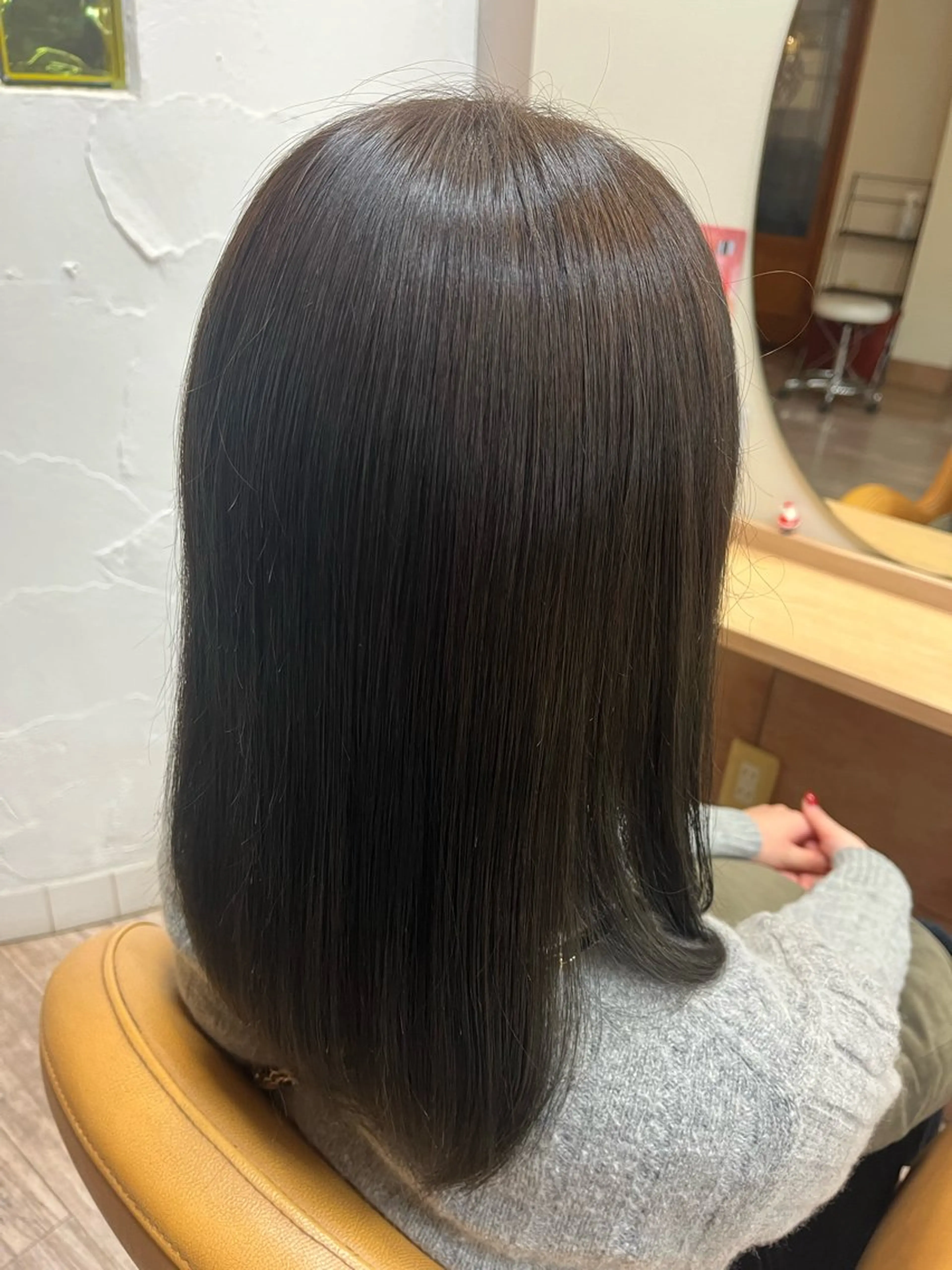 セミロング 西田 早輝子🍊のヘアスタイル