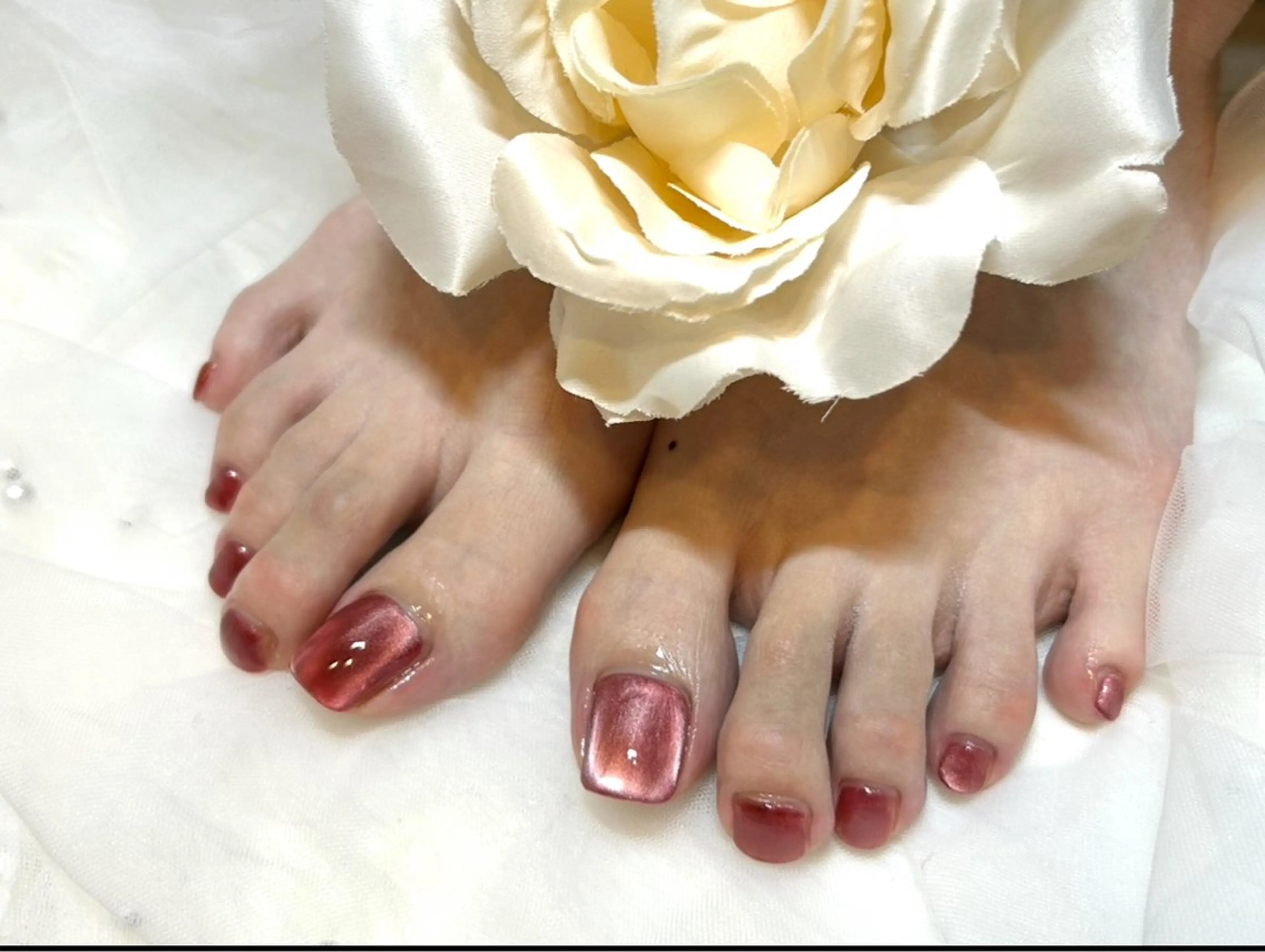 ネイル フラッシュネイル マグネットネイル 持ち込み フットネイル 頑張る女性の味方✴︎ M.i　nail ♡のネイルデザイン